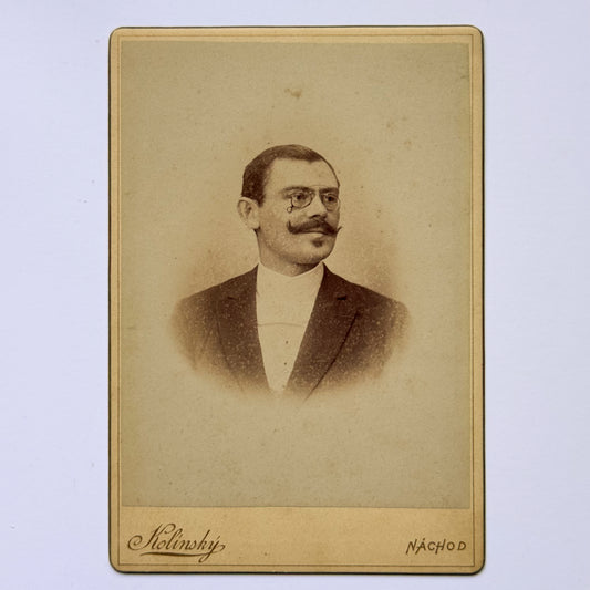 Herenportret met monocle - Kolinsky, Náchod (ca. 1895)