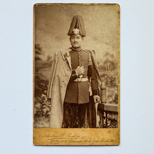 Portret van een Duitse officier - Atelier E. Postlep, Berlijn (ca. 1905)
