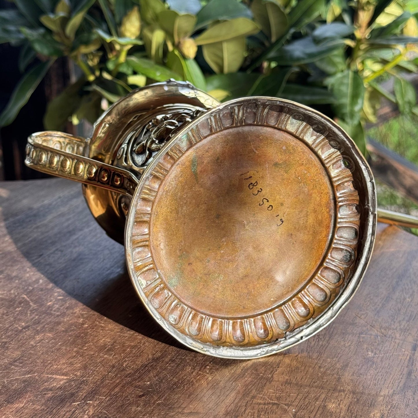 Antieke Messing Gieter - The Collectionist