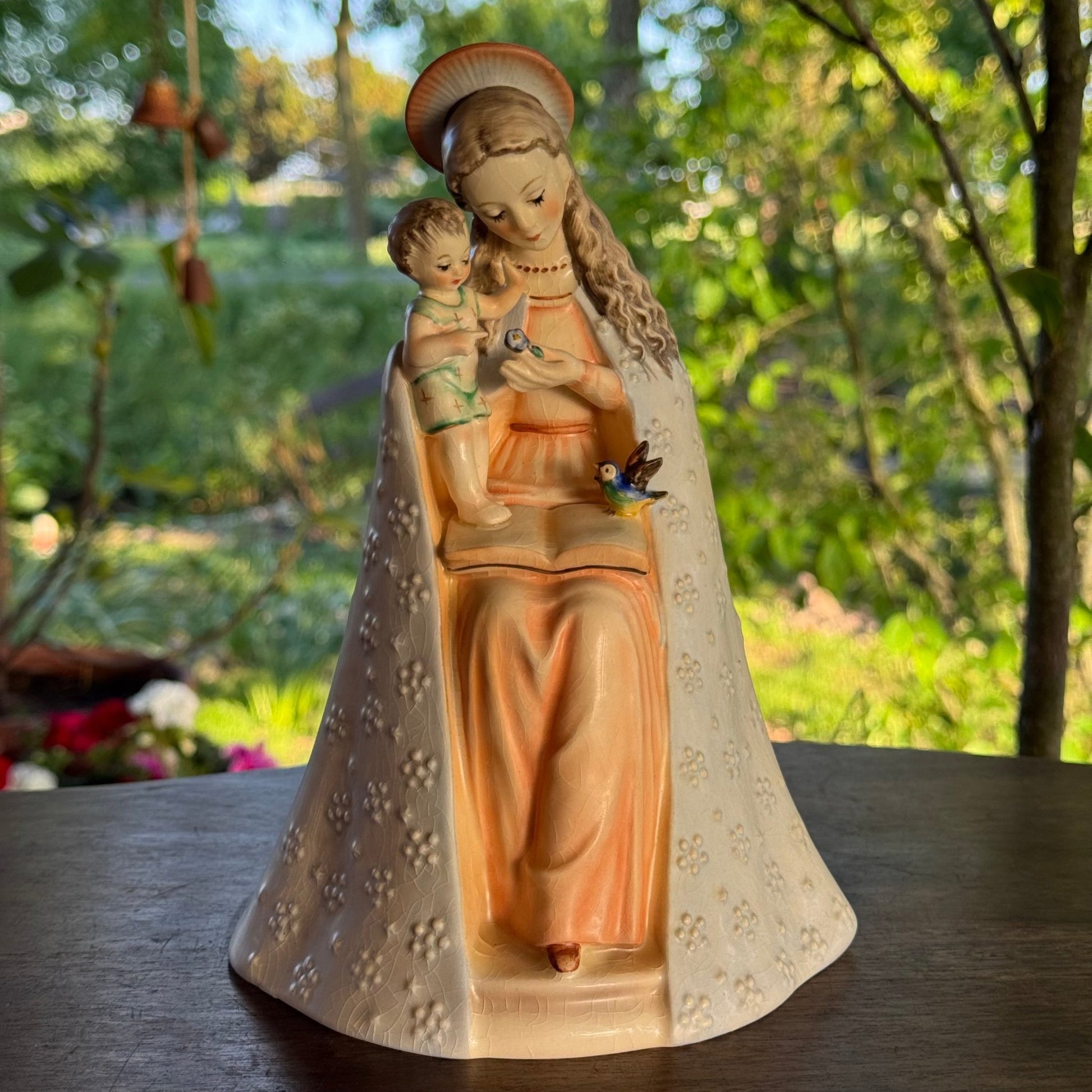 Beeld Heilige Maria met Jezus, Goebel - The Collectionist