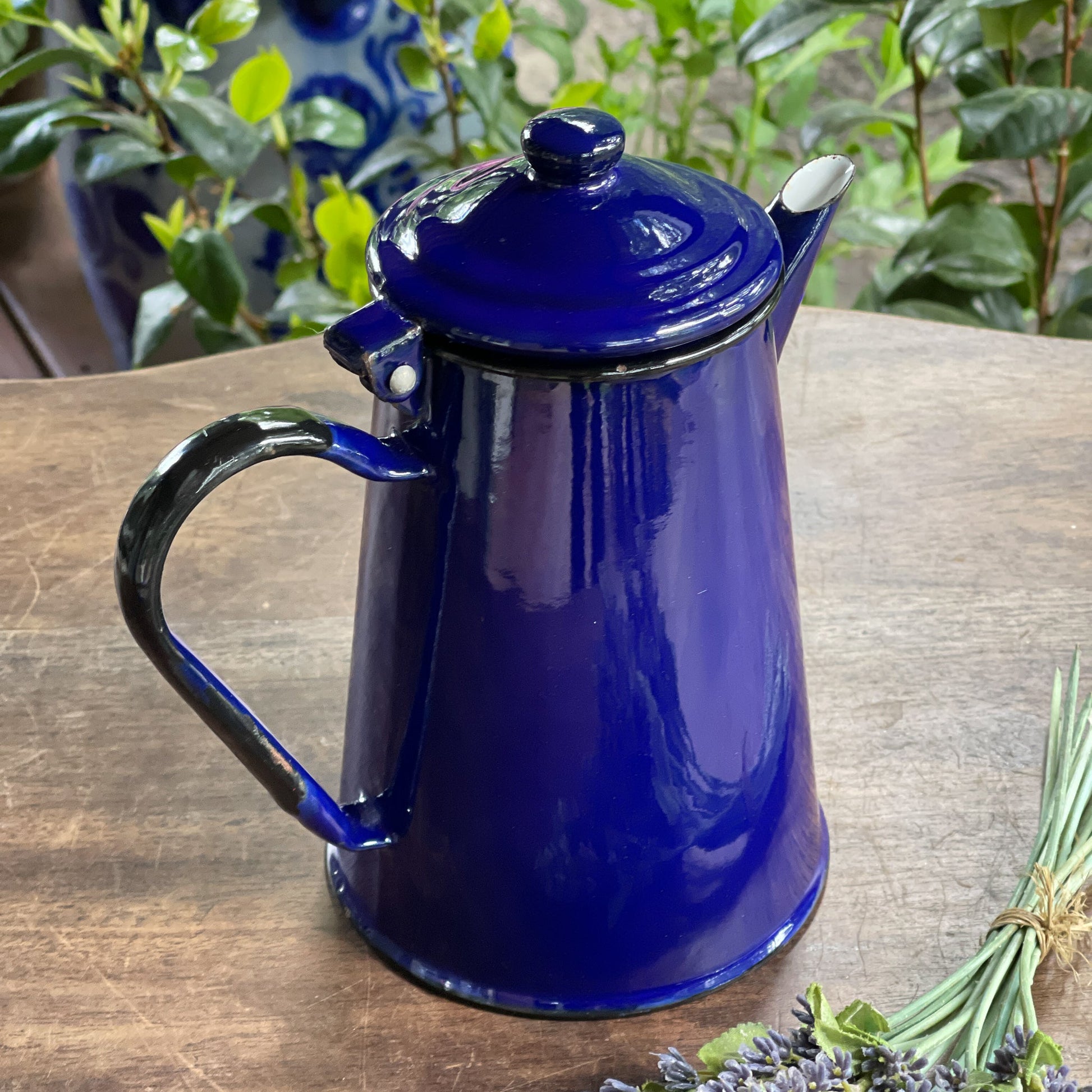 Blauwe Emaille Koffiepot 1 Liter - The Collectionist