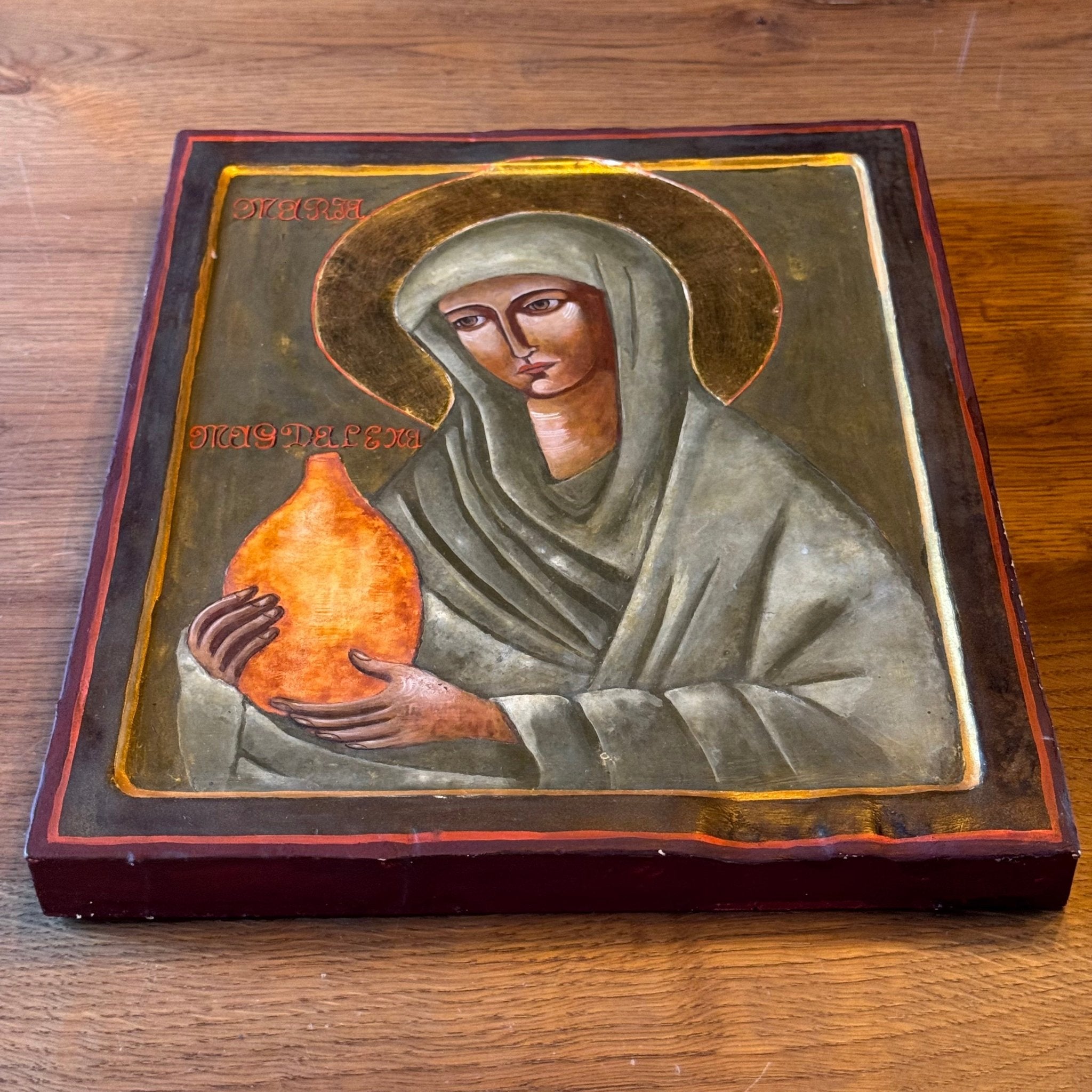 Handgeschilderde Icoon van Maria Magdalena op Houten Paneel – Verguld Nimbus – 20e Eeuw - The Collectionist