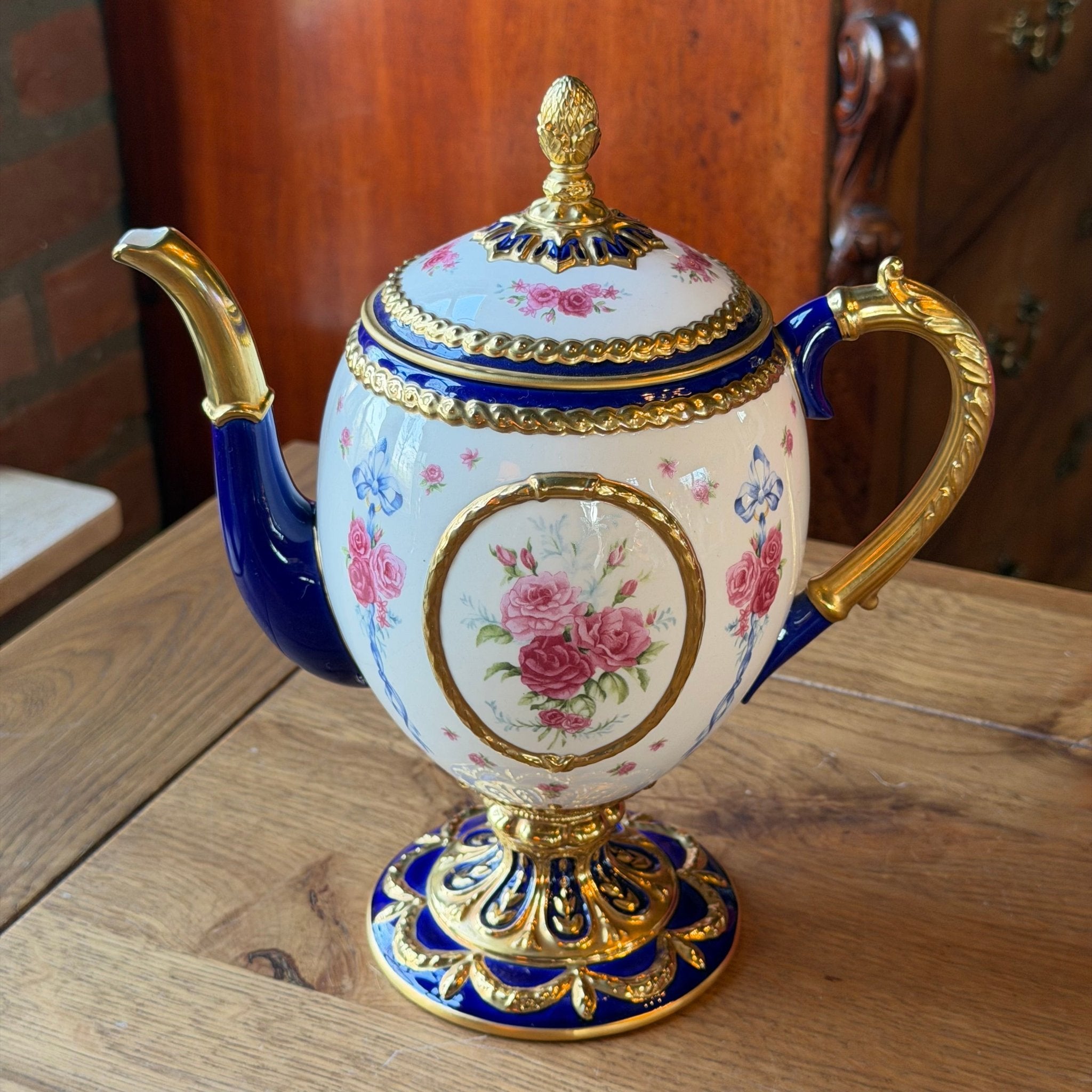 House of Fabergé – The Fabergé Egg Imperial Teapot – decoratieve porseleinen theepot - The Collectionist
