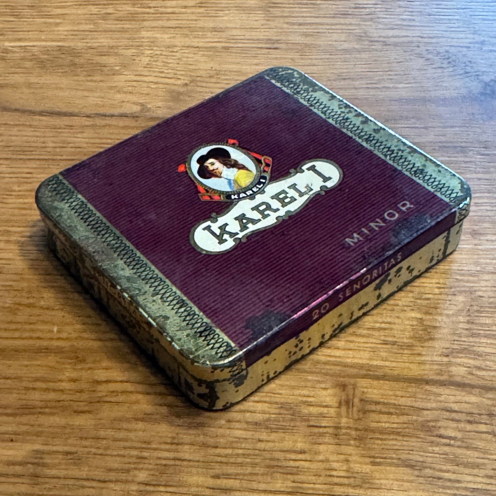 Karel I Minor Sigarenblik - The Collectionist