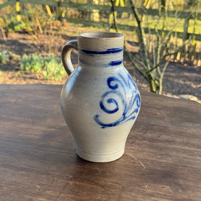 Keuls Aardewerk Kan - The Collectionist