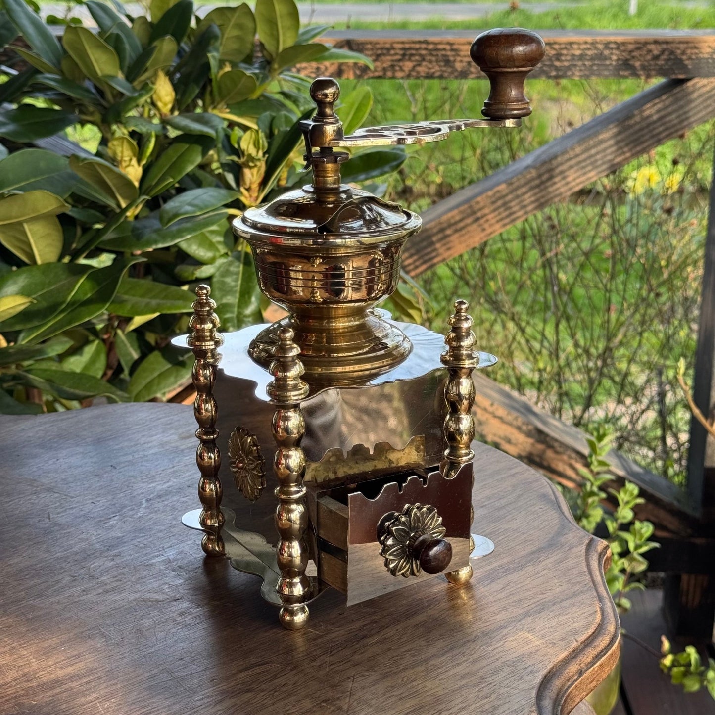 Koperen Koffiemolen - The Collectionist