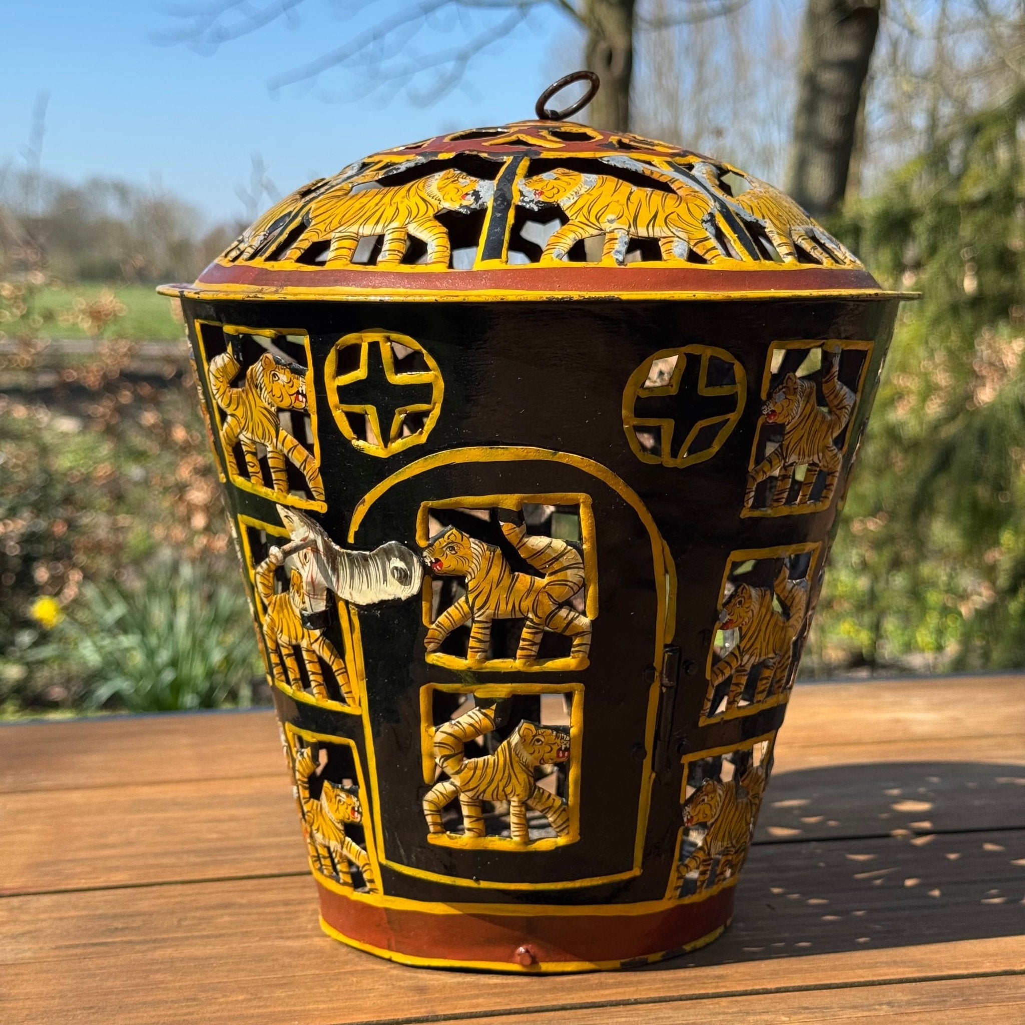 Lantaarn India - The Collectionist