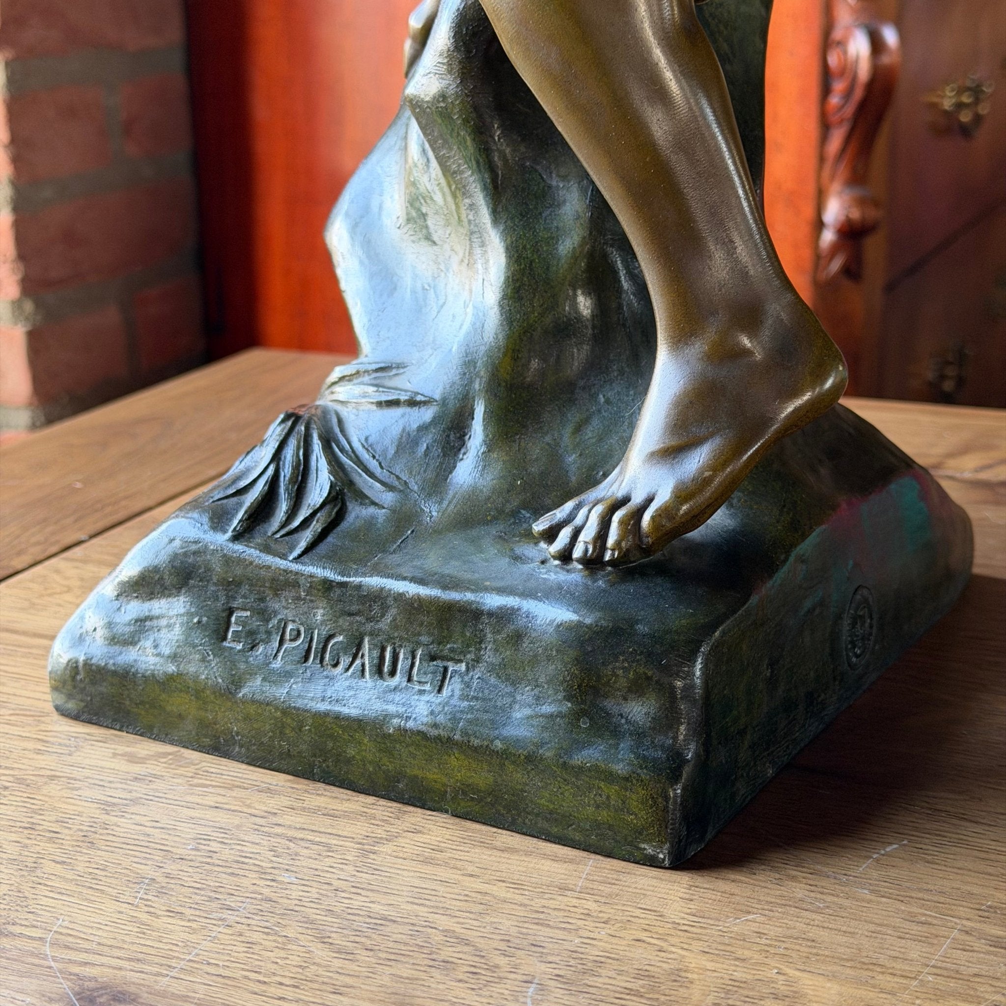 Monumentaal Frans Beeld ‘Génie Humain’ – naar Émile Picault, Parijse Gieting ca. 1900 - The Collectionist
