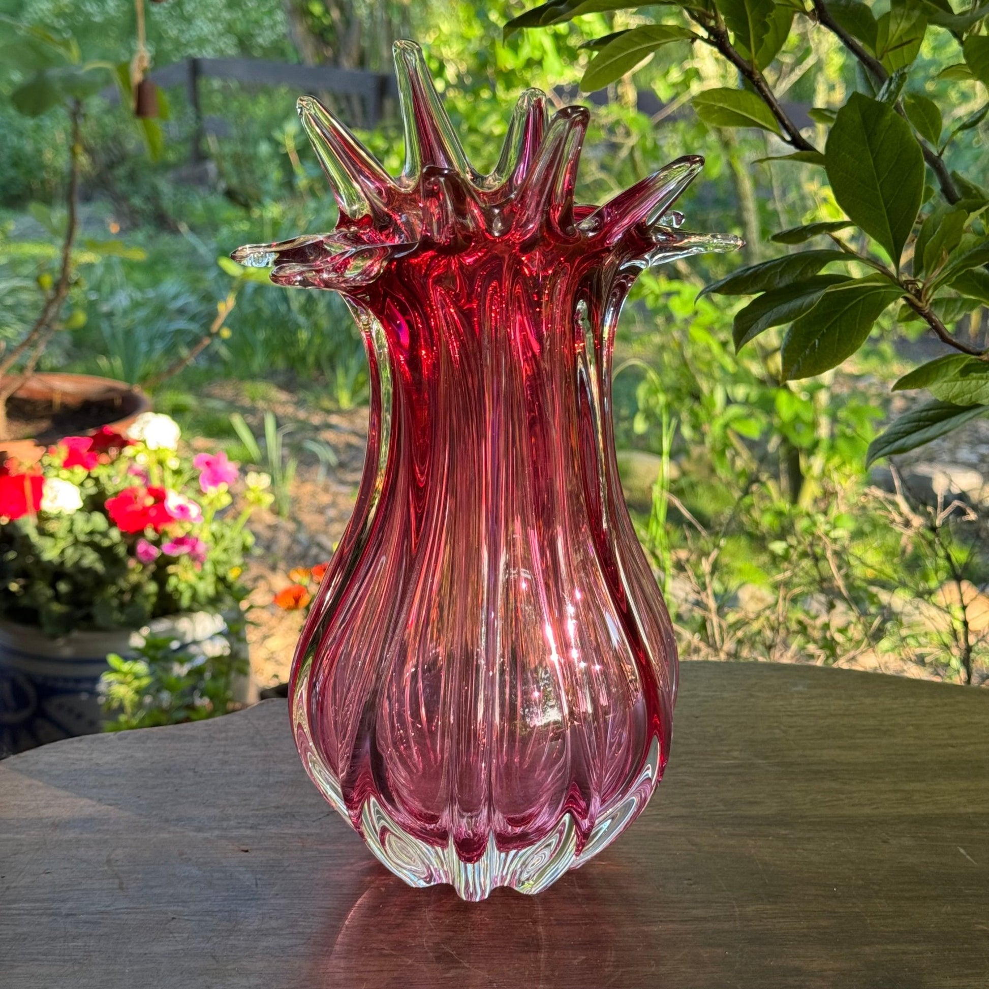 Murano Vintage Boheems Roze en Transparant Glazen Vaas - The Collectionist