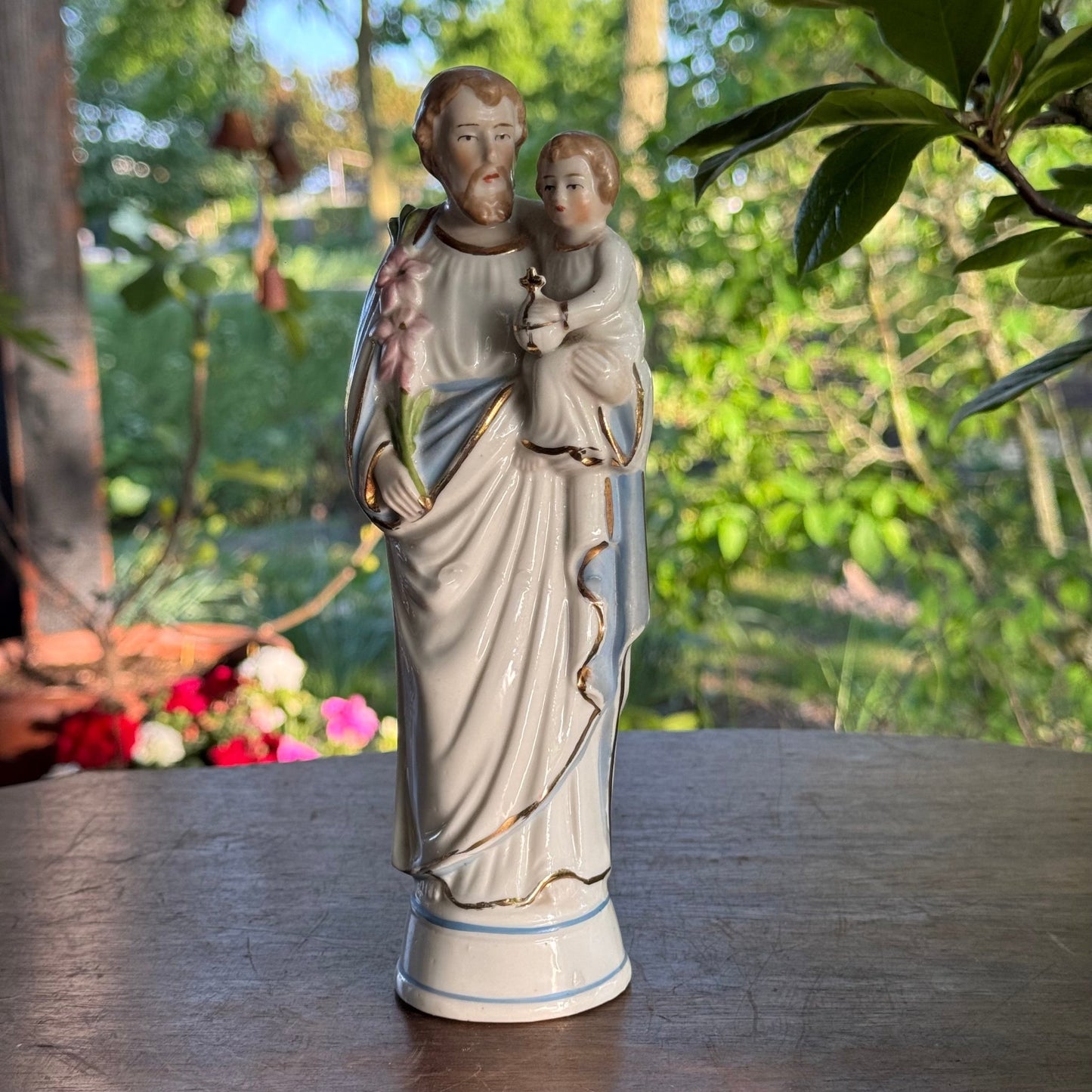 Porseleinen Beeldje van de Heilige Jozef en Kind Jezus - The Collectionist