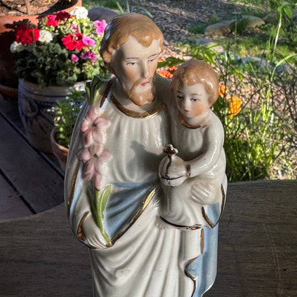 Porseleinen Beeldje van de Heilige Jozef en Kind Jezus - The Collectionist