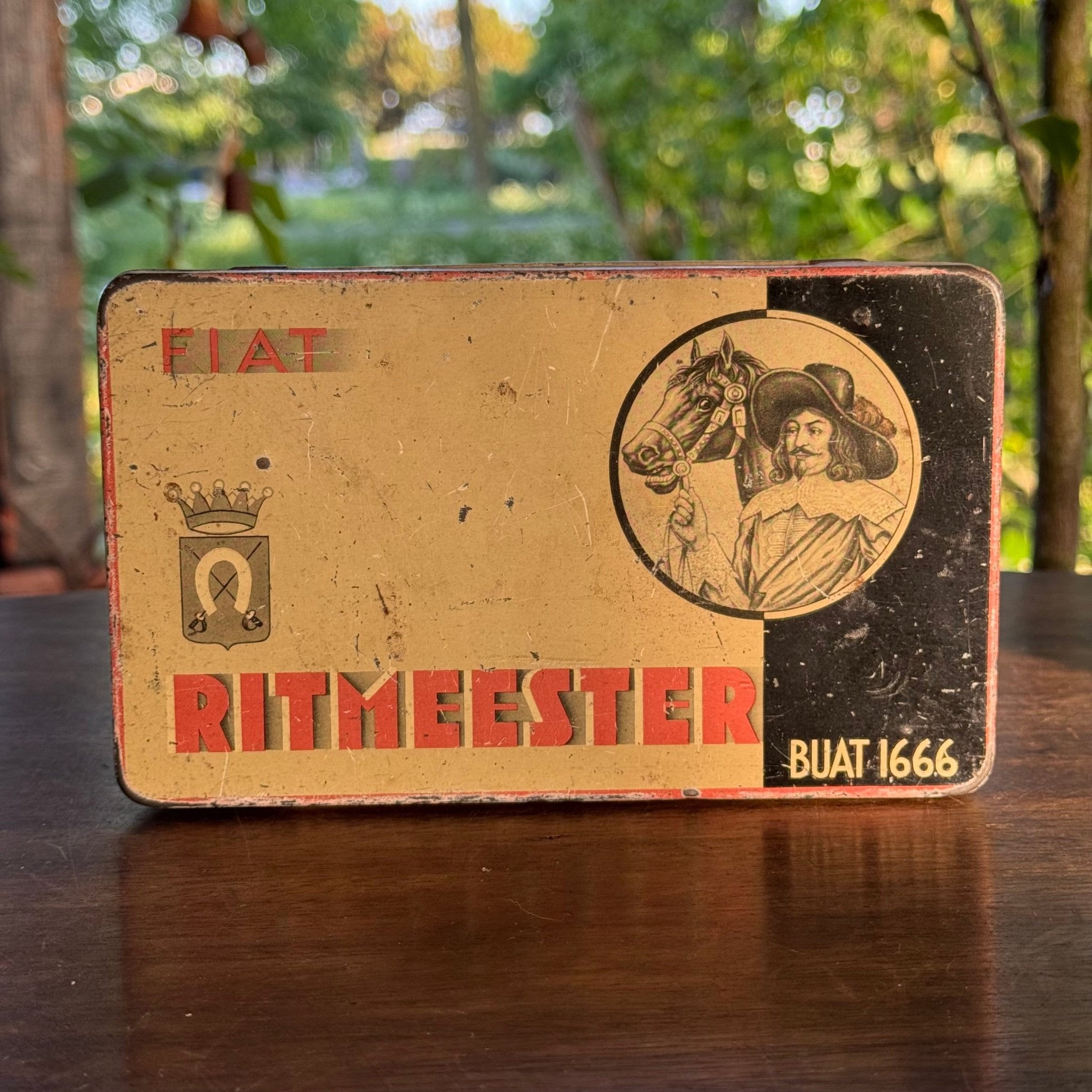 Ritmeester Fiat Sigarenblik Buat 1666 - The Collectionist