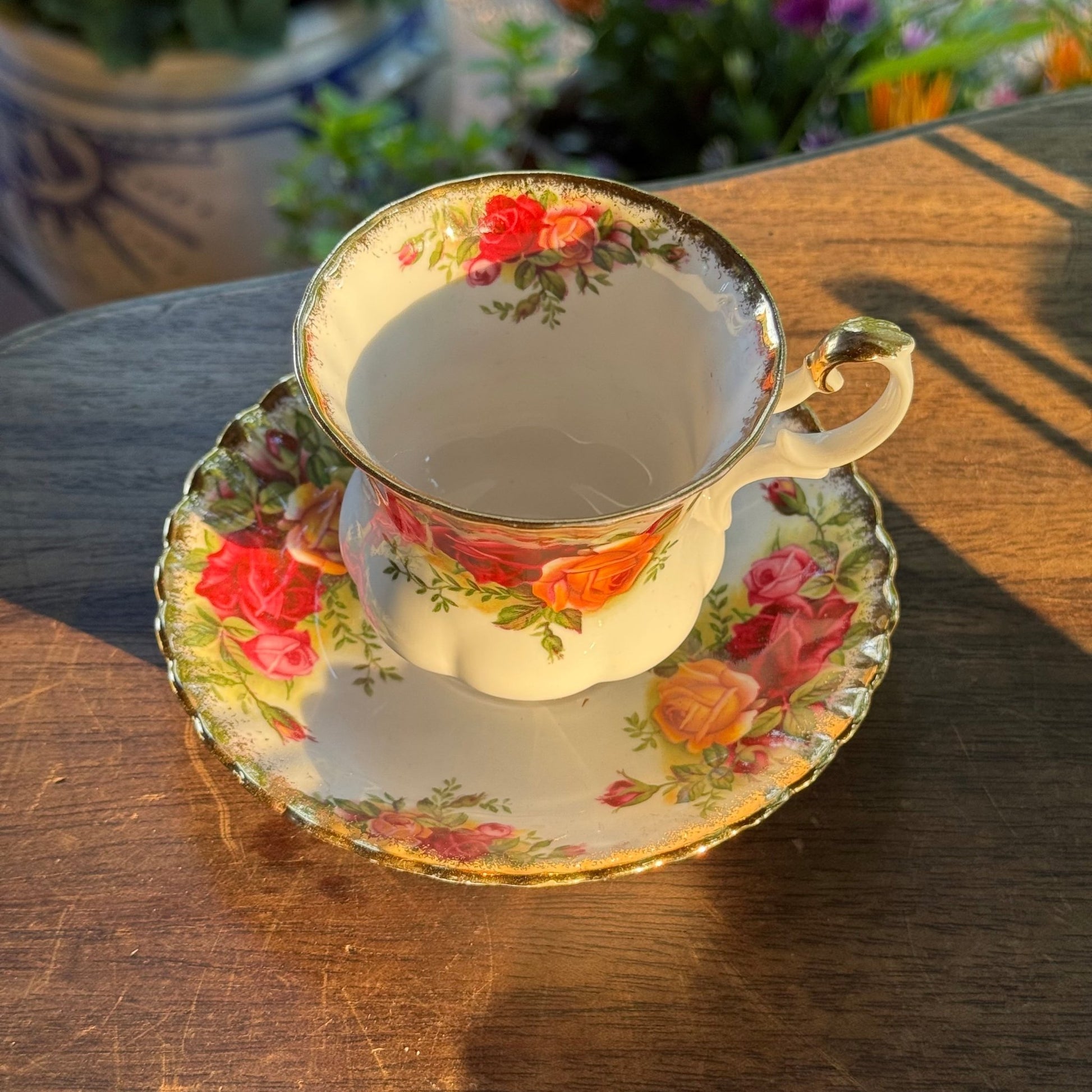 Royal Albert Old Country Roses Dames Kop En Schotel - The Collectionist