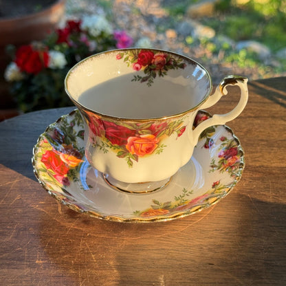 Royal Albert Old Country Roses Heren Kop En Schotel - The Collectionist