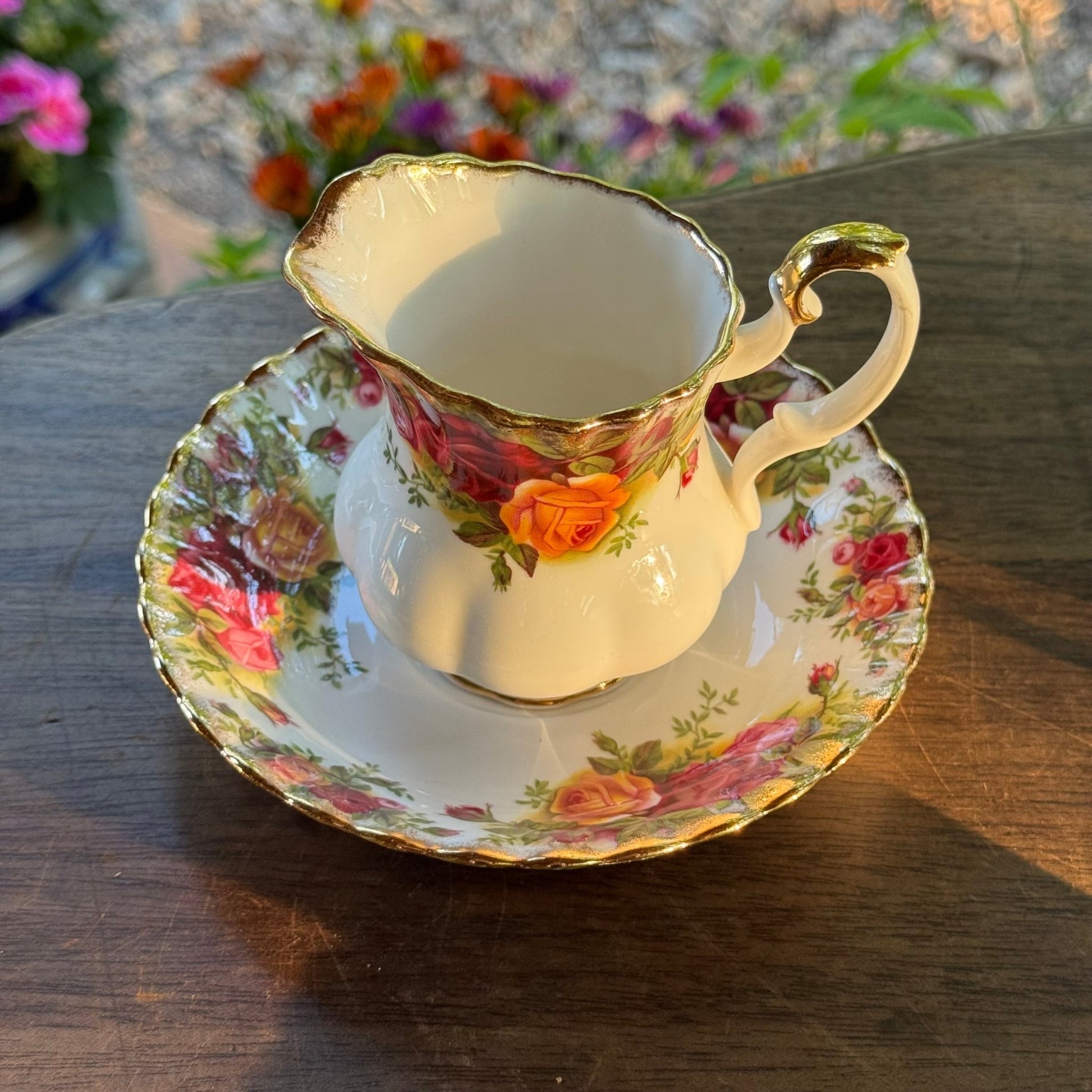 Royal Albert Old Country Roses Melkkannetje En Schotel - The Collectionist