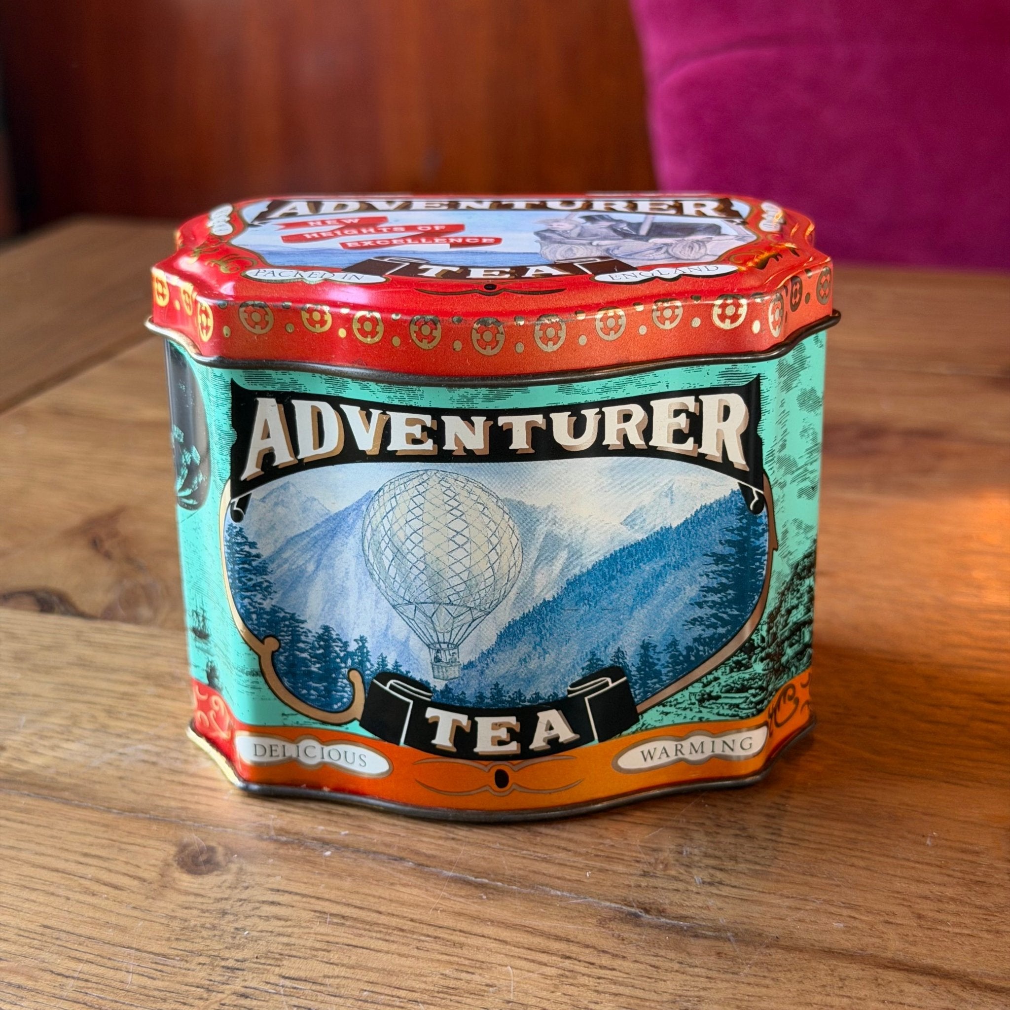 Vintage Adventurer Tea Tin – Engels Theeblik – Made in England