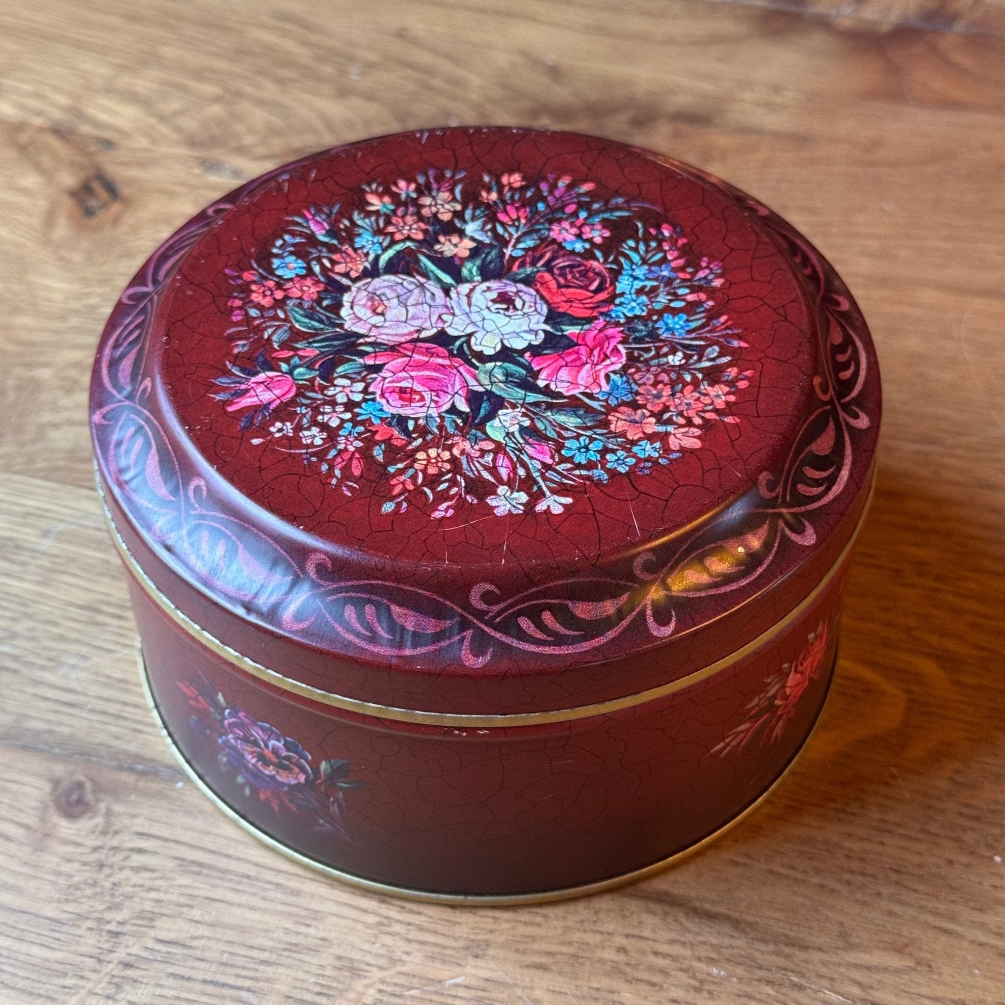 Vintage Barringer, Wallis & Manners Blik - Rood Craquelé met Bloemen (Jaren '50/'60) - The Collectionist