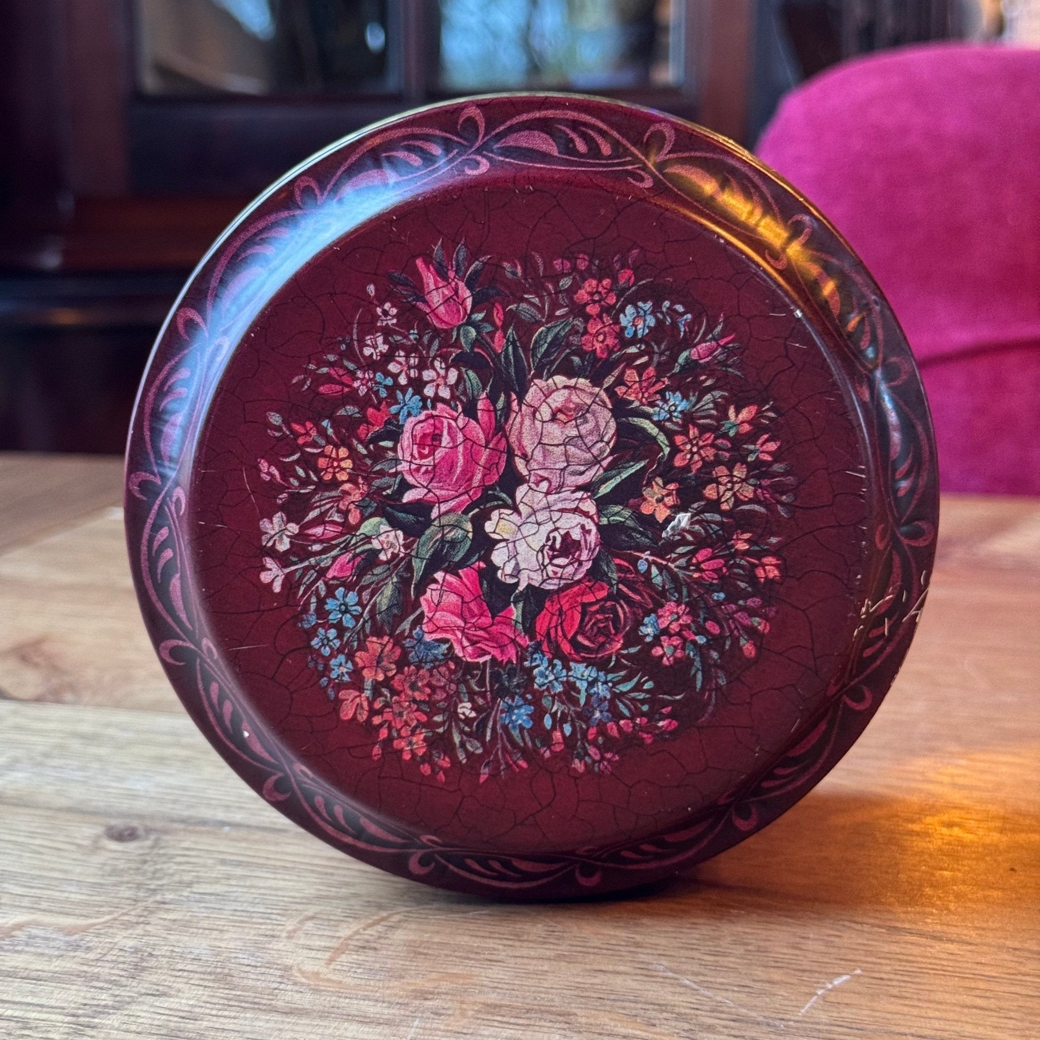 Vintage Barringer, Wallis & Manners Blik - Rood Craquelé met Bloemen (Jaren '50/'60) - The Collectionist