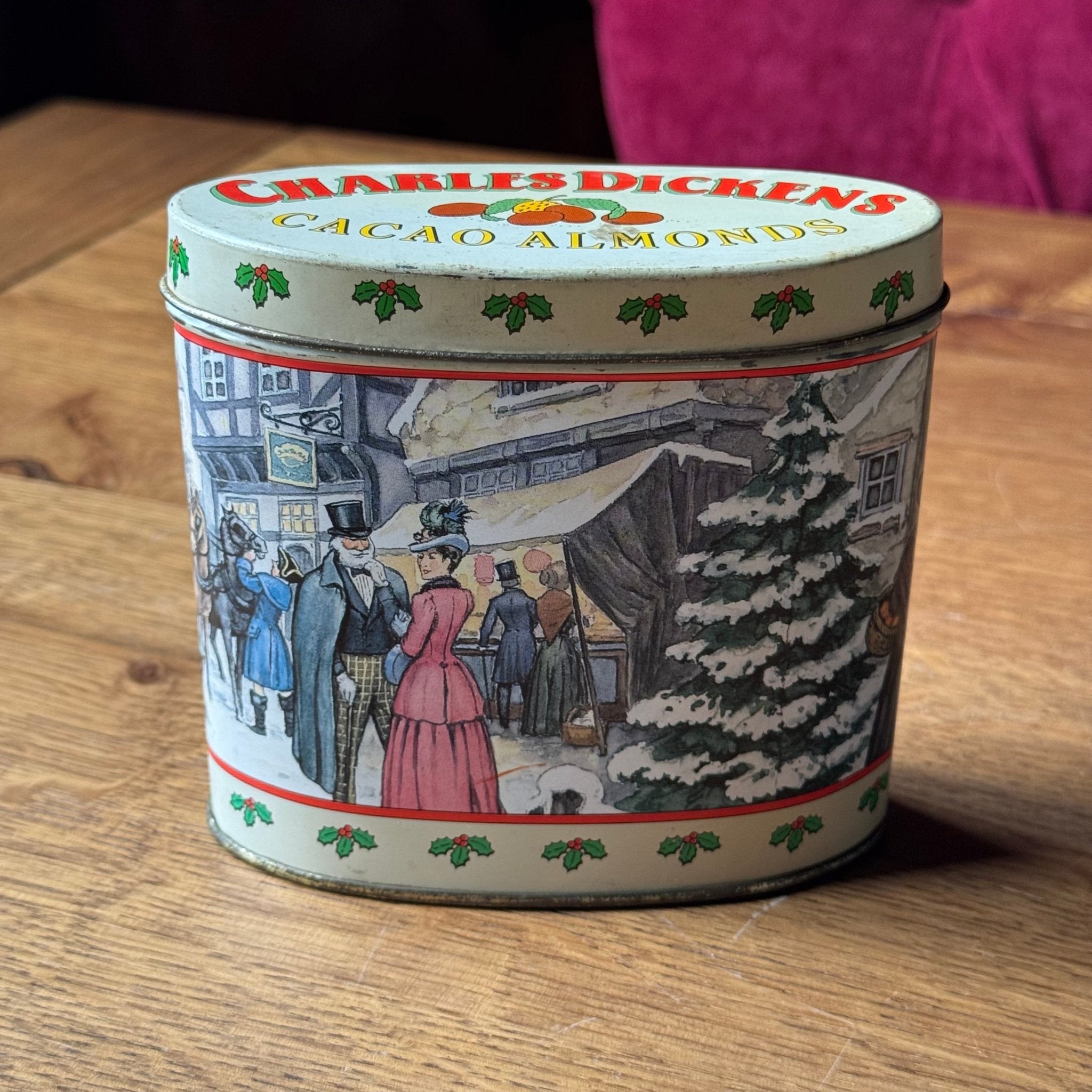 Vintage Charles Dickens Cacao Almonds Kerstblik – Victoriaanse Illustraties - The Collectionist