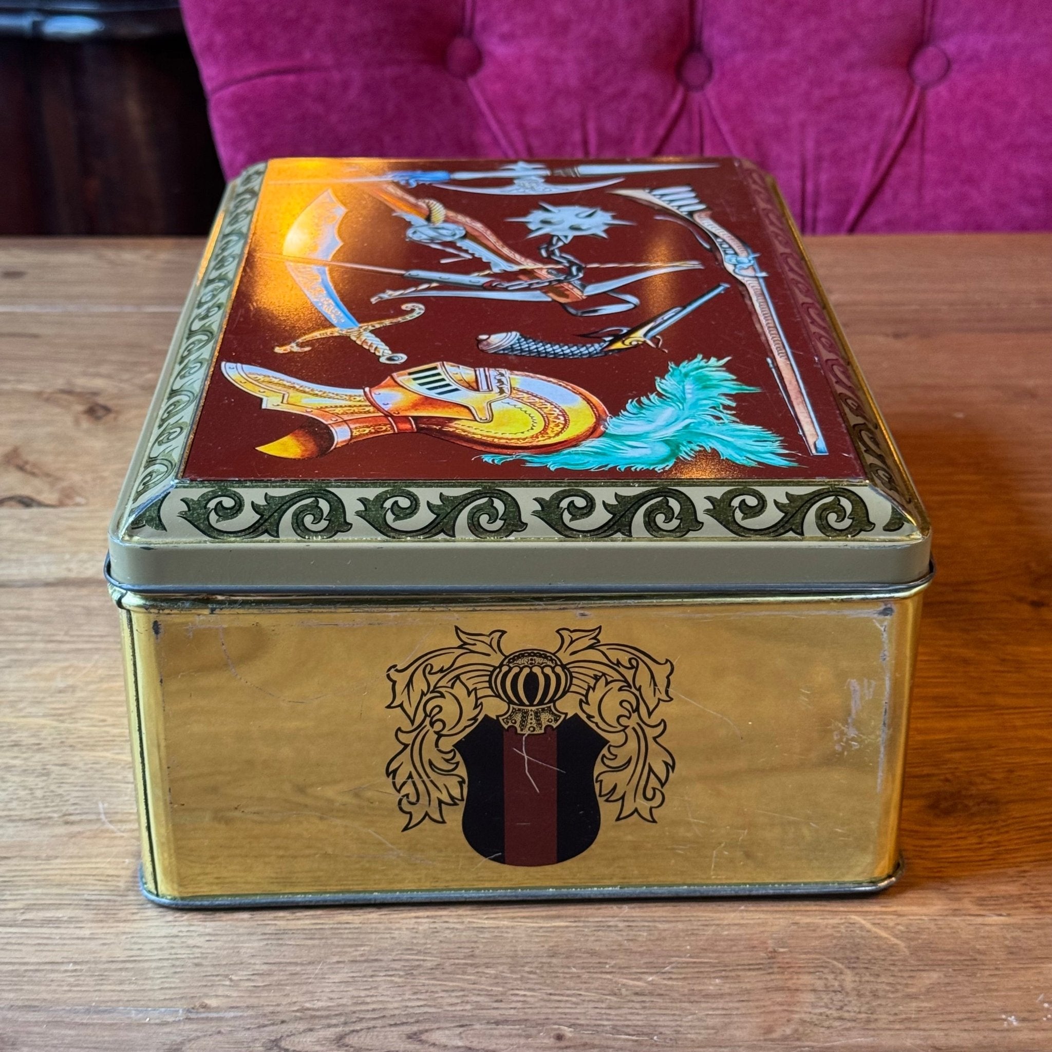 Vintage Demaret Confiserie Blik met Heraldiek en Wapens - The Collectionist