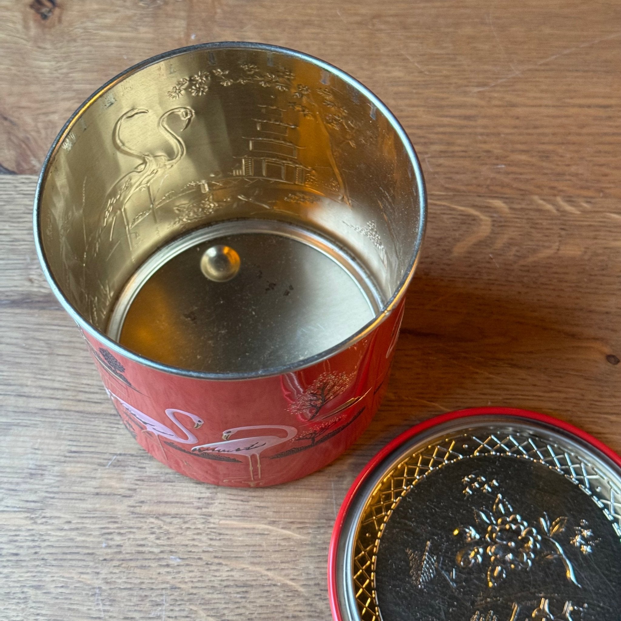 Vintage Engels Blik - Flamingo's & Pagode - Rood Chinoiserie (Jaren '50) - The Collectionist