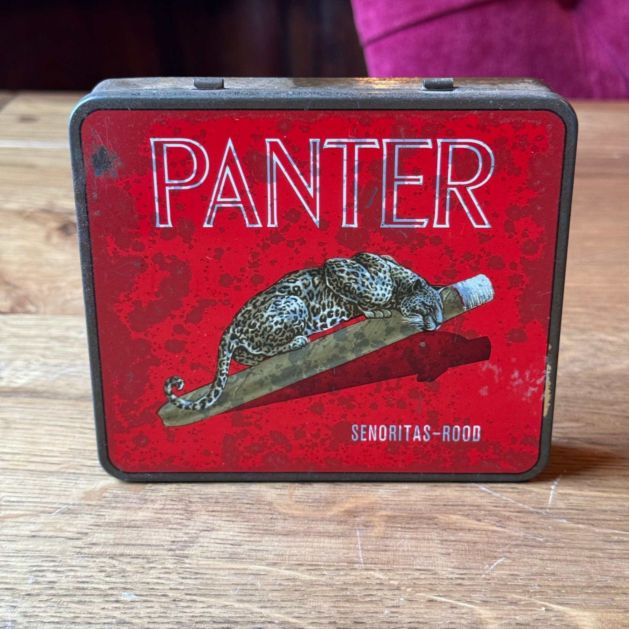 Vintage Panter Sigarenblik 'Senoritas Rood' - Met Originele Inhoud (Veenendaal) - The Collectionist