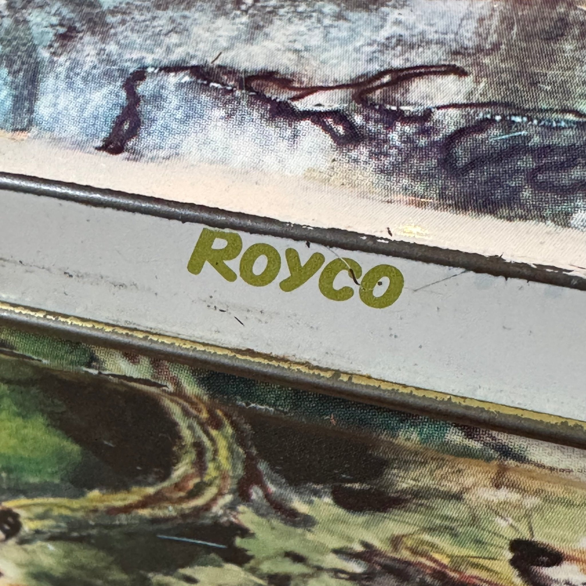 Vintage Royco blik met bosdieren – rechthoekige metalen bewaardoos - The Collectionist