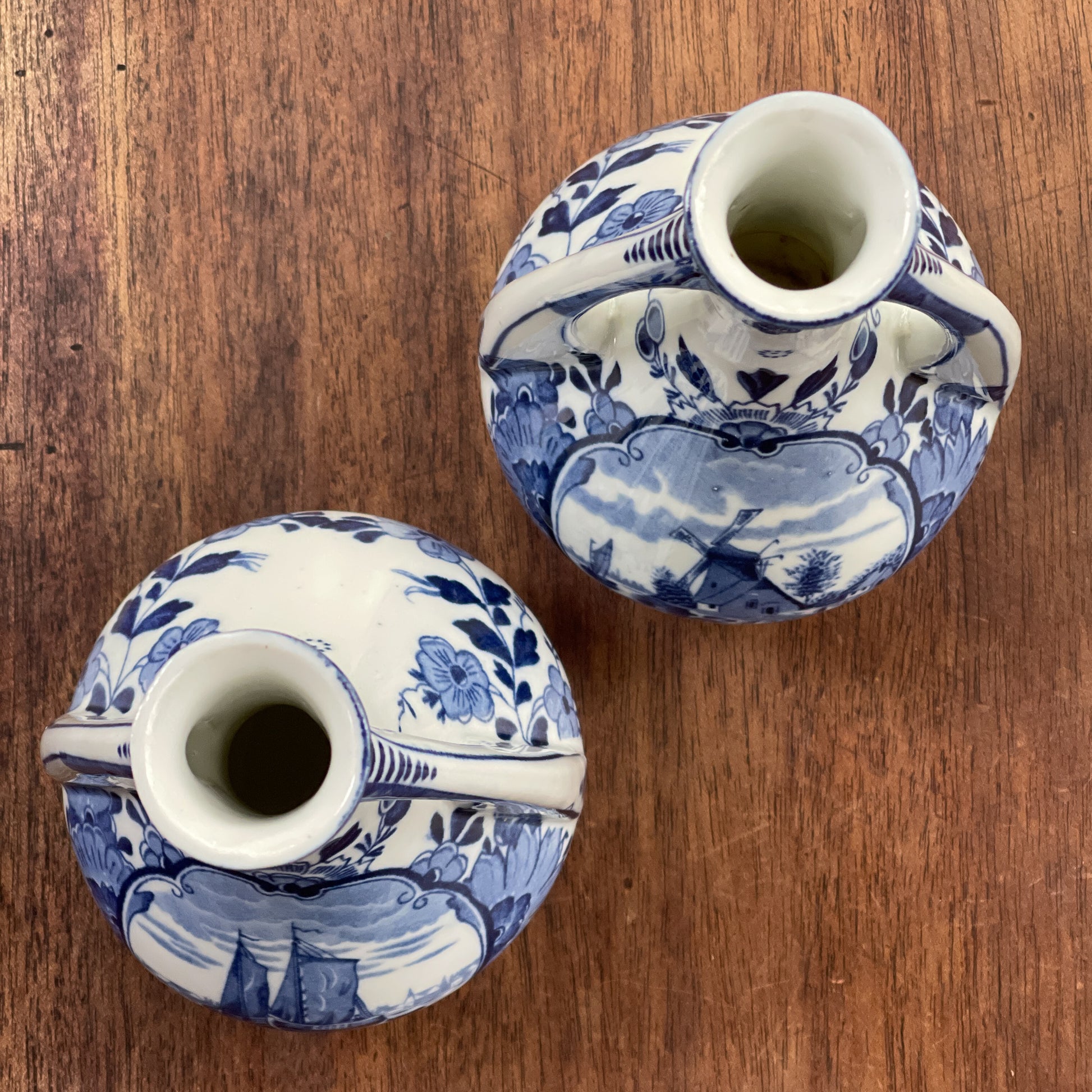 Twee Delfts Blauwe Jugendstil Pijpvazen (1900) - Bamestra Curiosa