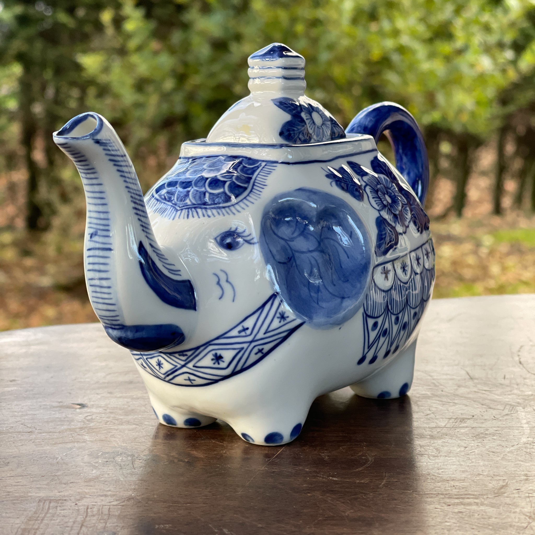 Chinees Porseleinen Theepotje Olifant - Bamestra Curiosa