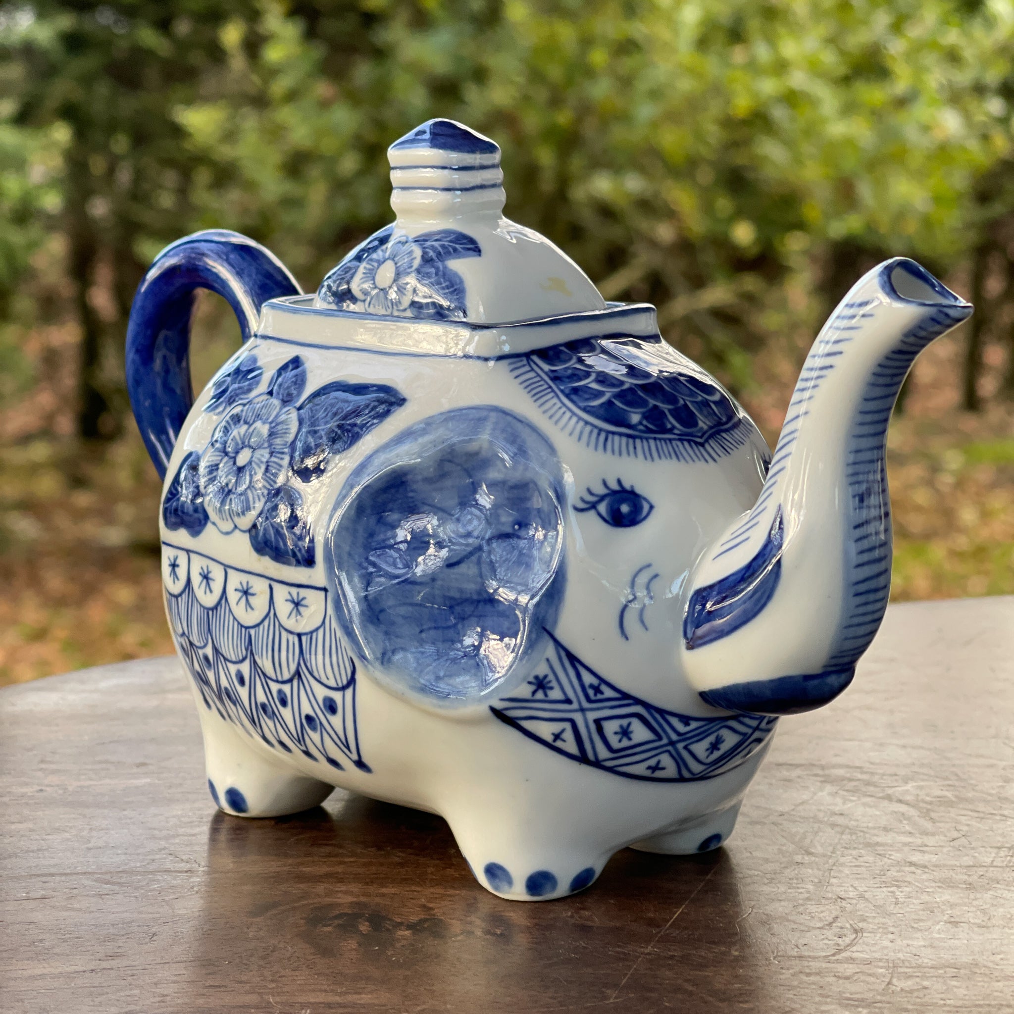 Chinees Porseleinen Theepotje Olifant - Bamestra Curiosa