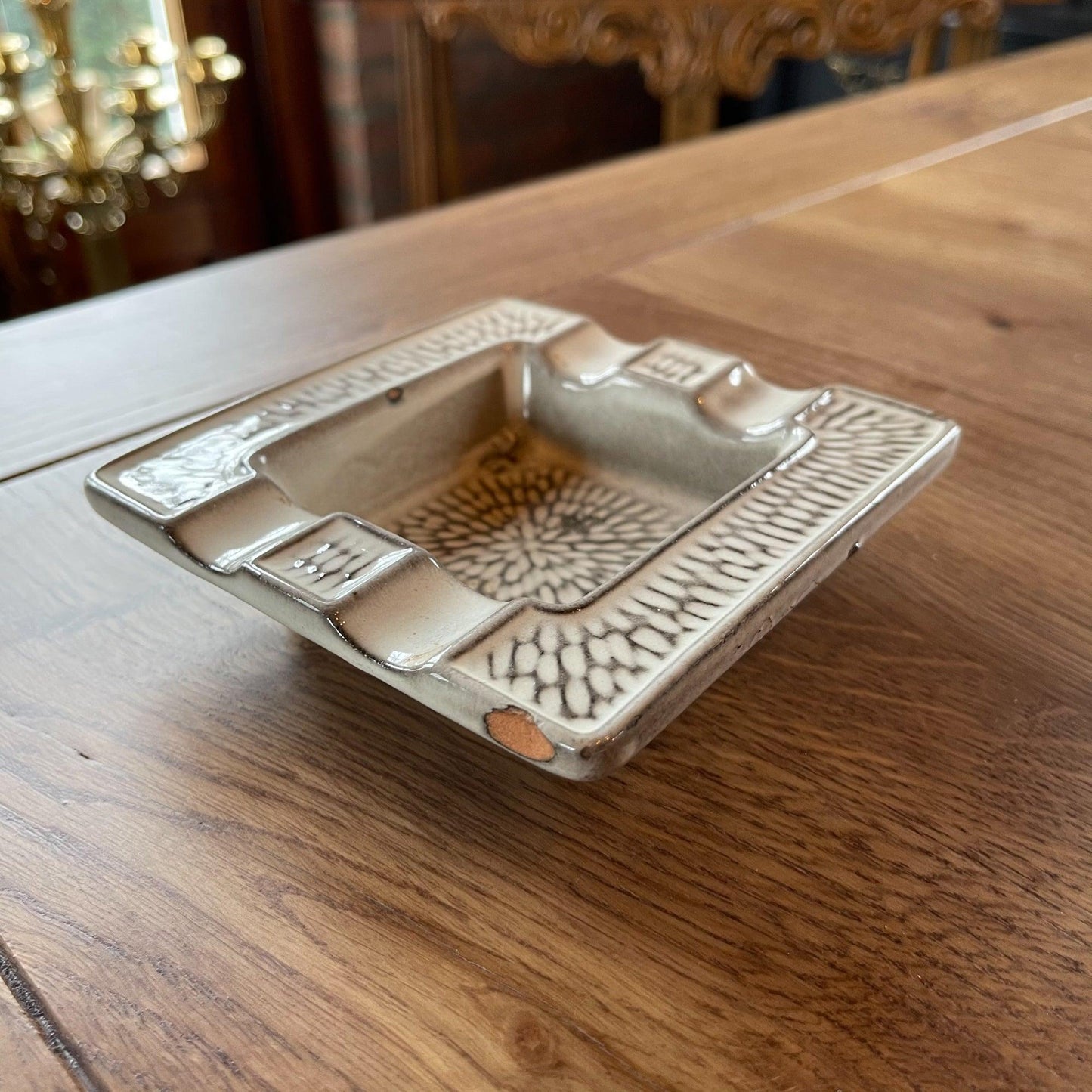 Aardewerk asbak - Bamestra Curiosa