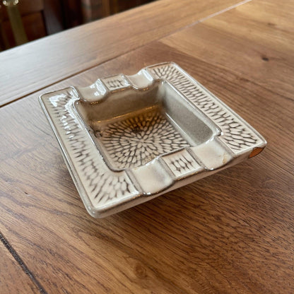 Aardewerk asbak - Bamestra Curiosa