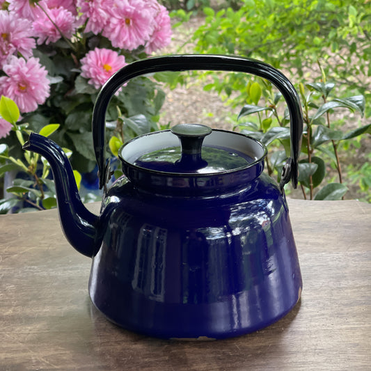 Blauw Emaille Ketel The Collectionist