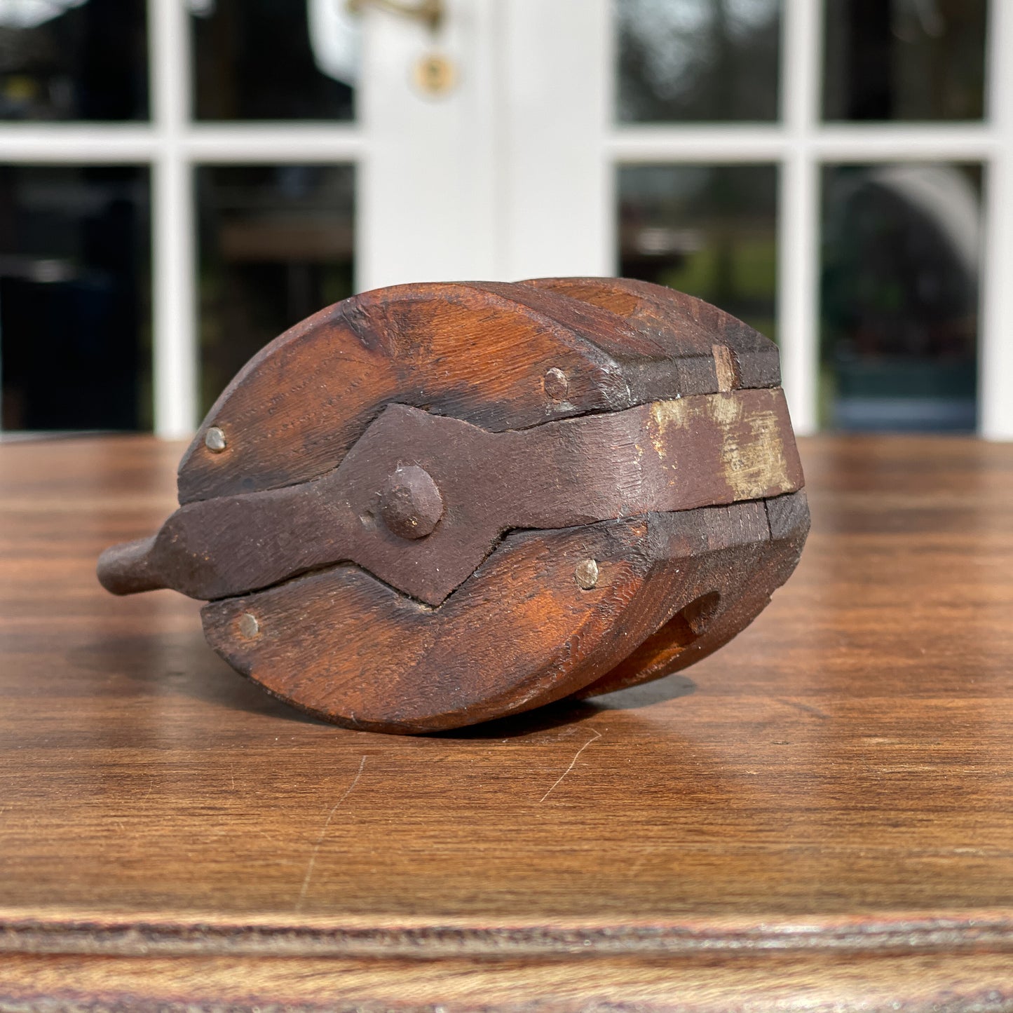 Antieke katrol met wieltje van koper - Bamestra Curiosa