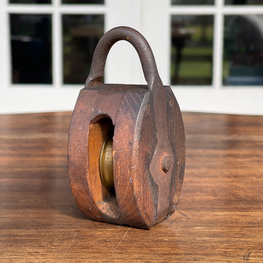 Antieke katrol met wieltje van koper - Bamestra Curiosa