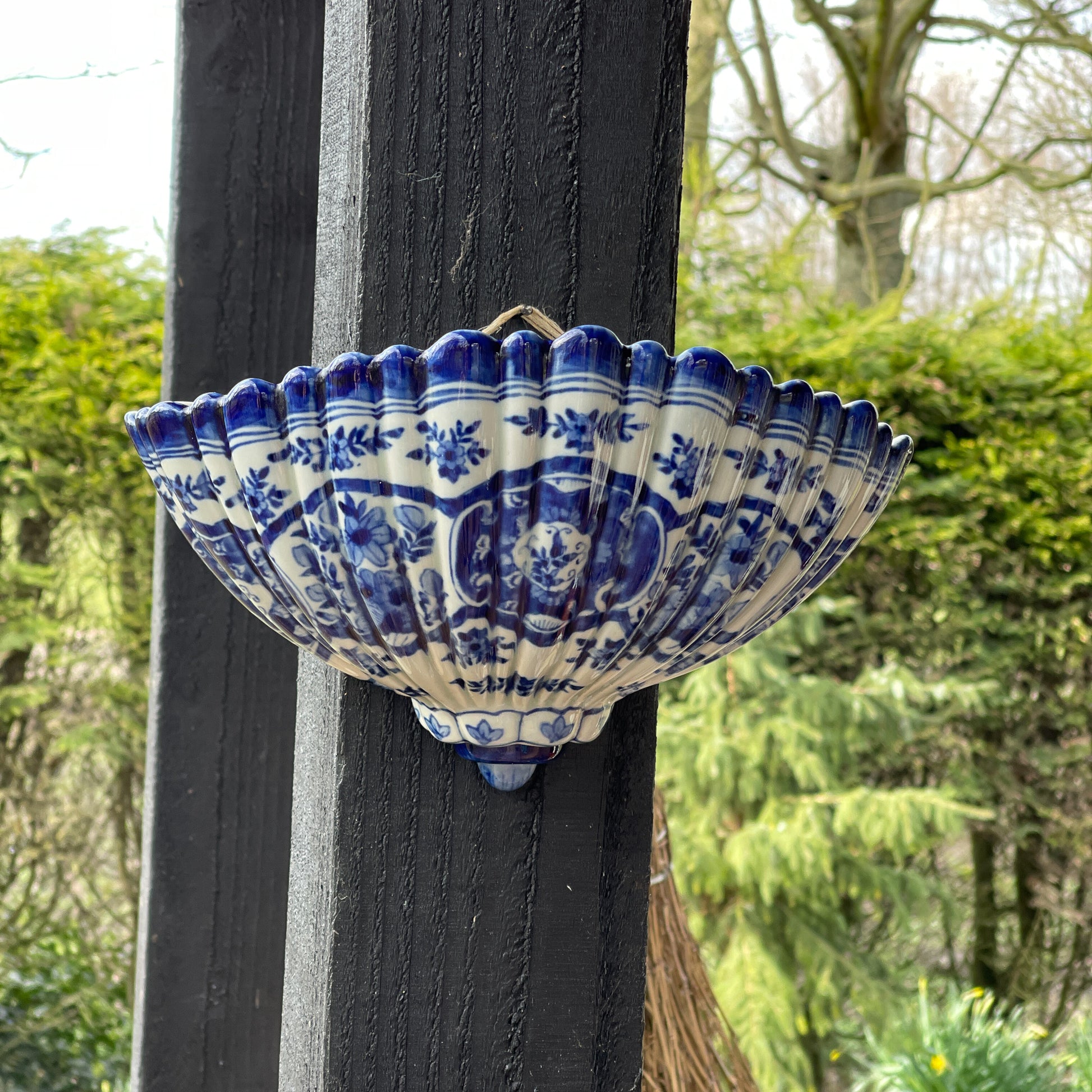 Delfts Blauwe Muurbloembak - Bamestra Curiosa