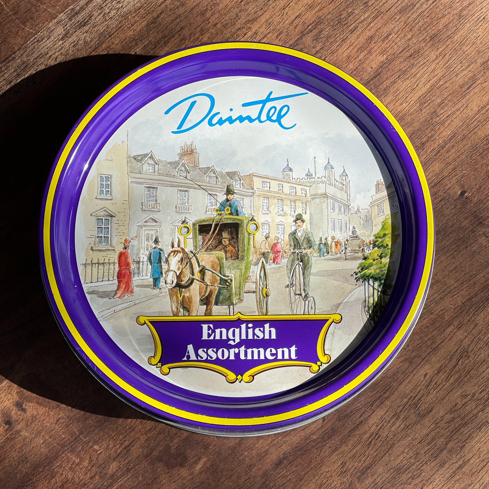 Daintee Chocolates & Toffees Blik - Bamestra Curiosa