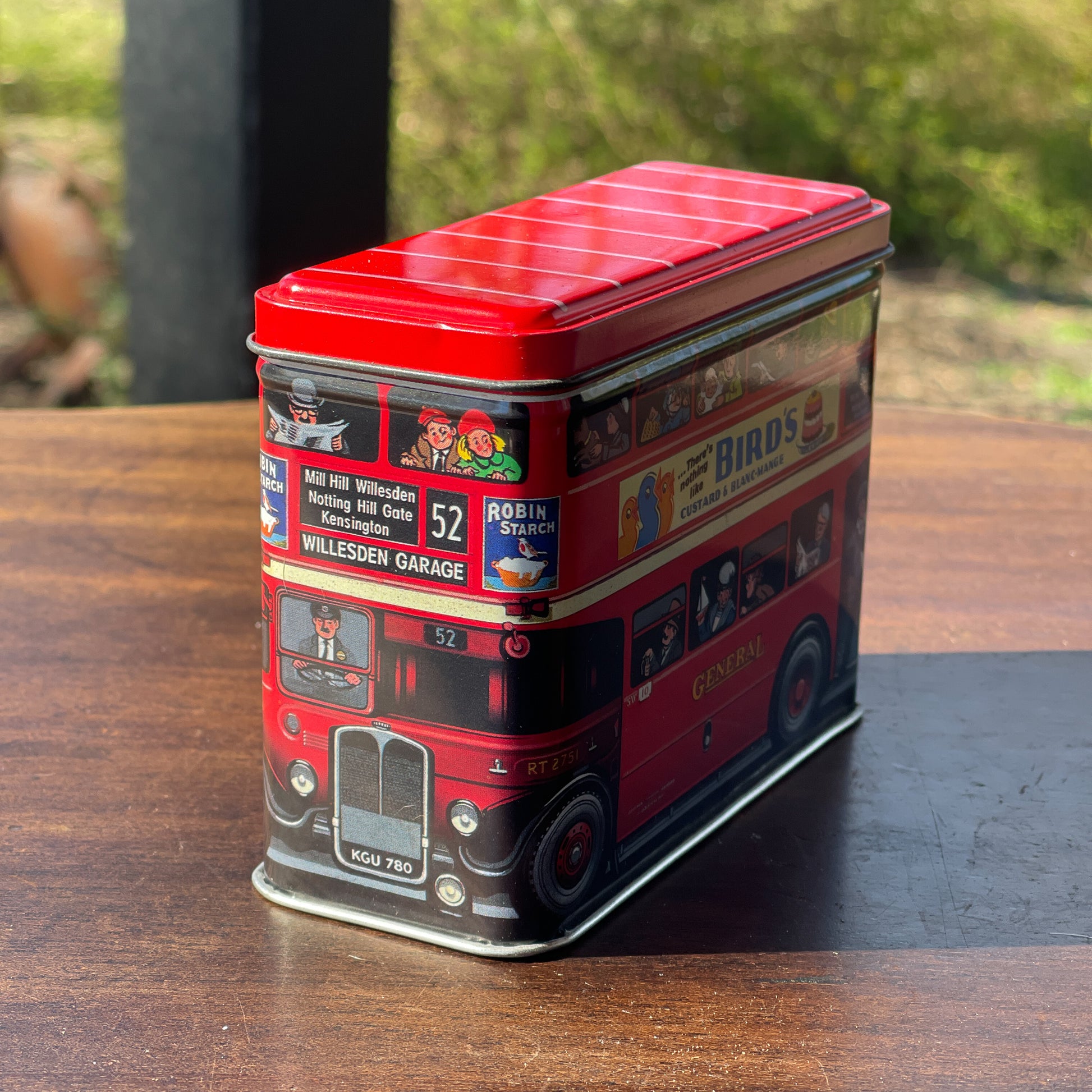 Blik Engelse Bus - Bamestra Curiosa