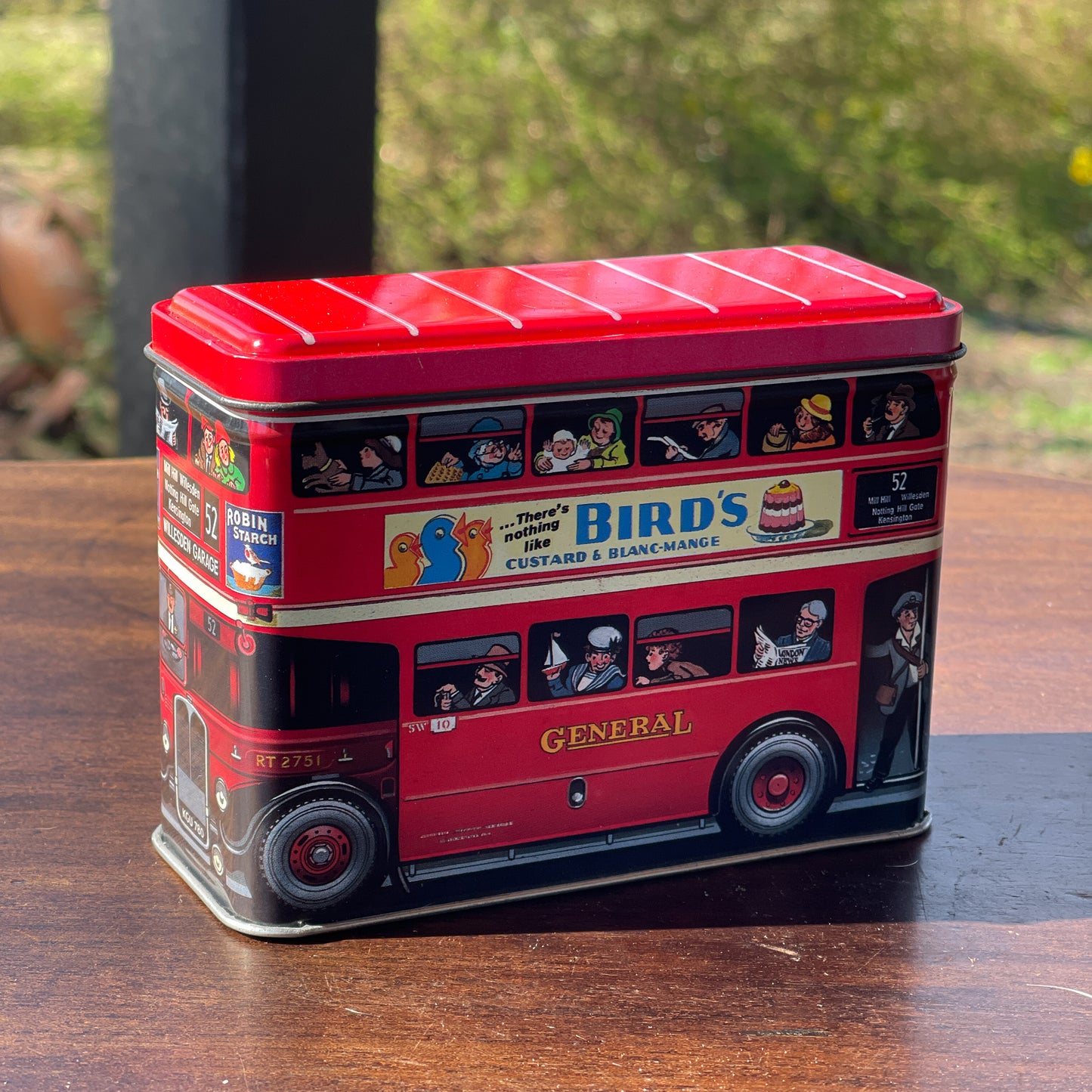 Blik Engelse Bus - Bamestra Curiosa