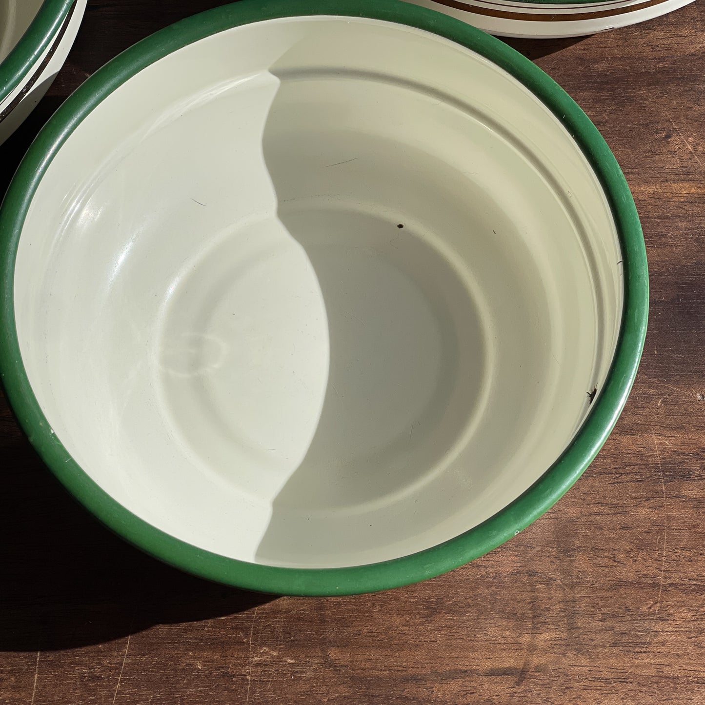 Set Van Drie Emaille Schalen - Bamestra Curiosa