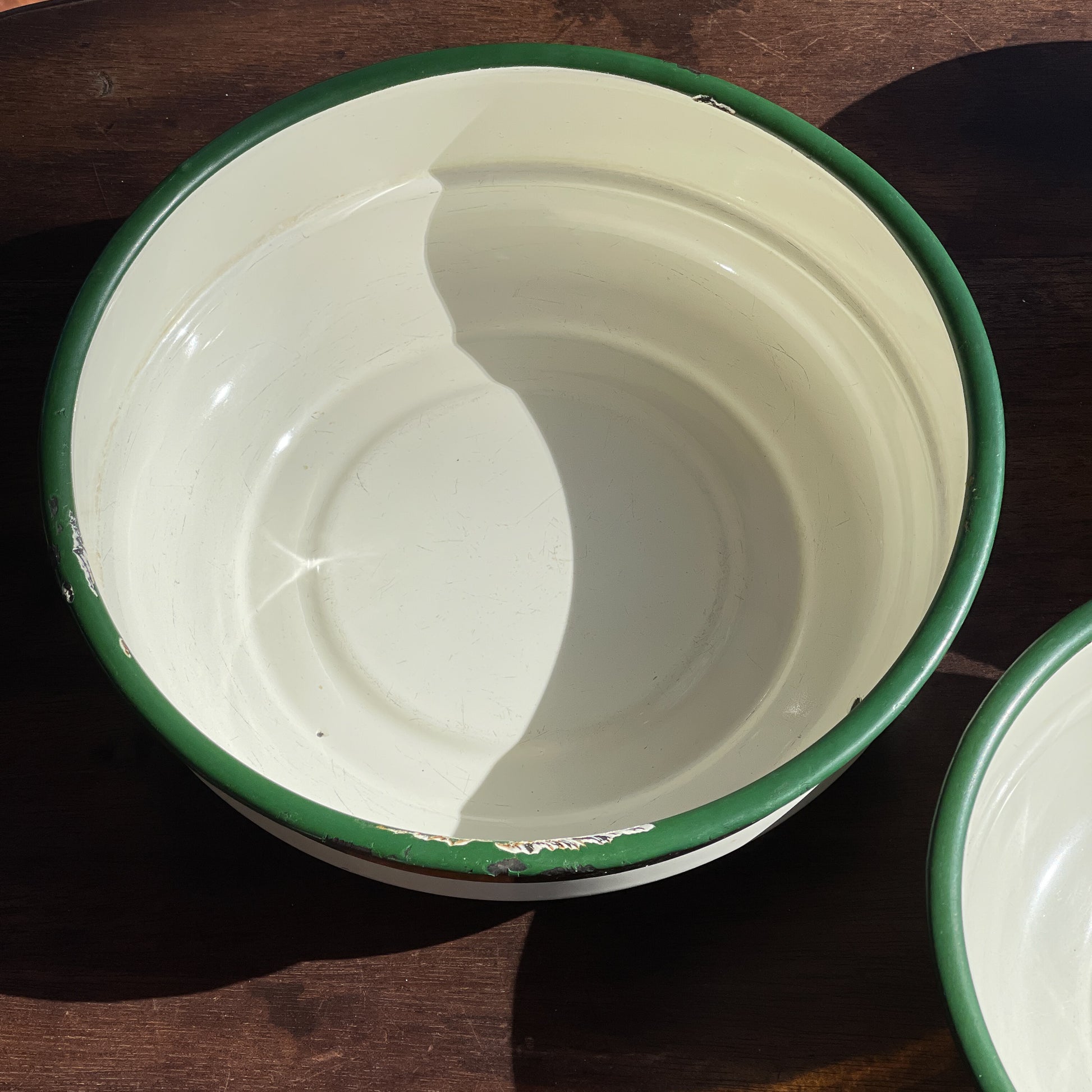 Set Van Drie Emaille Schalen - Bamestra Curiosa