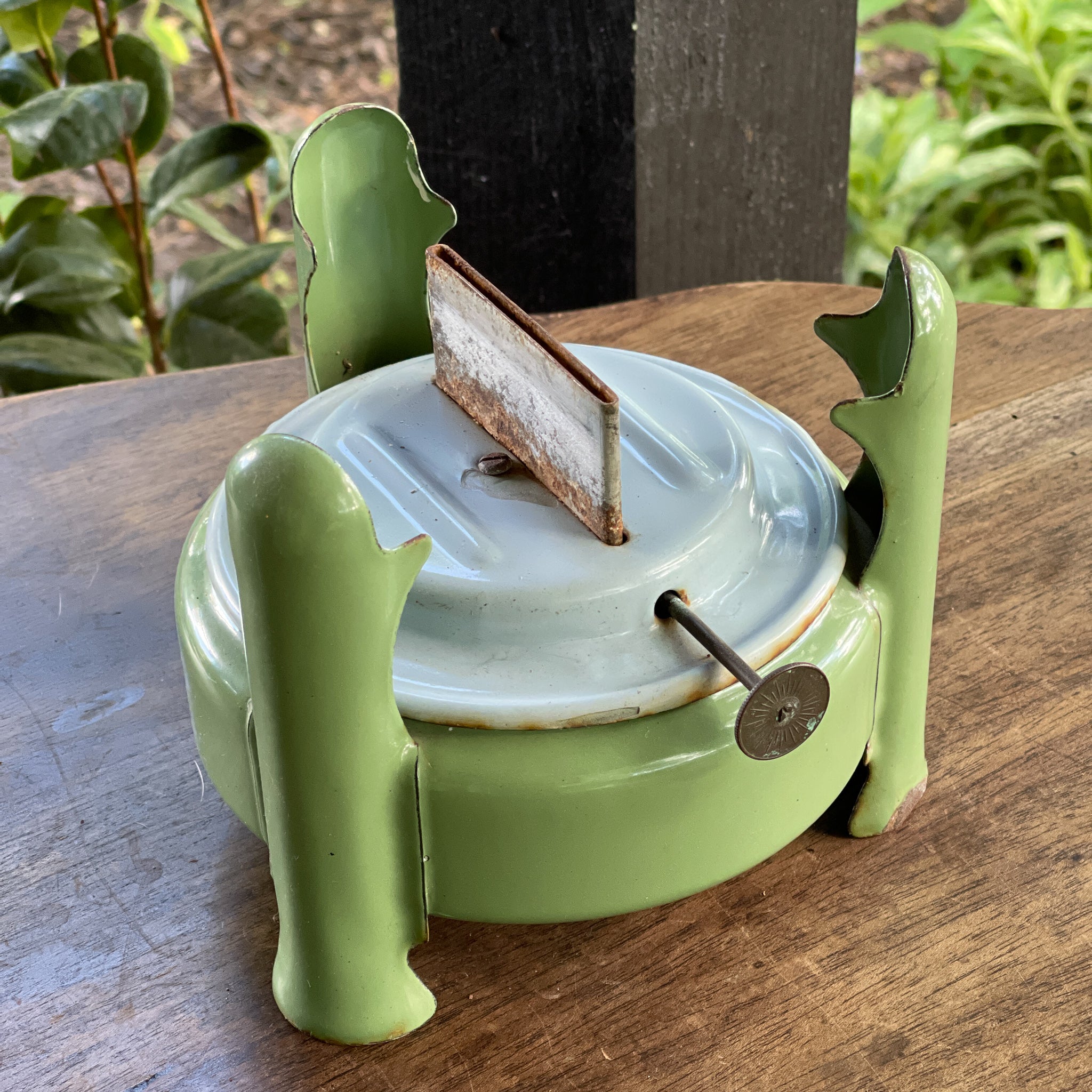 1 Pits Petroleumstel The Collectionist