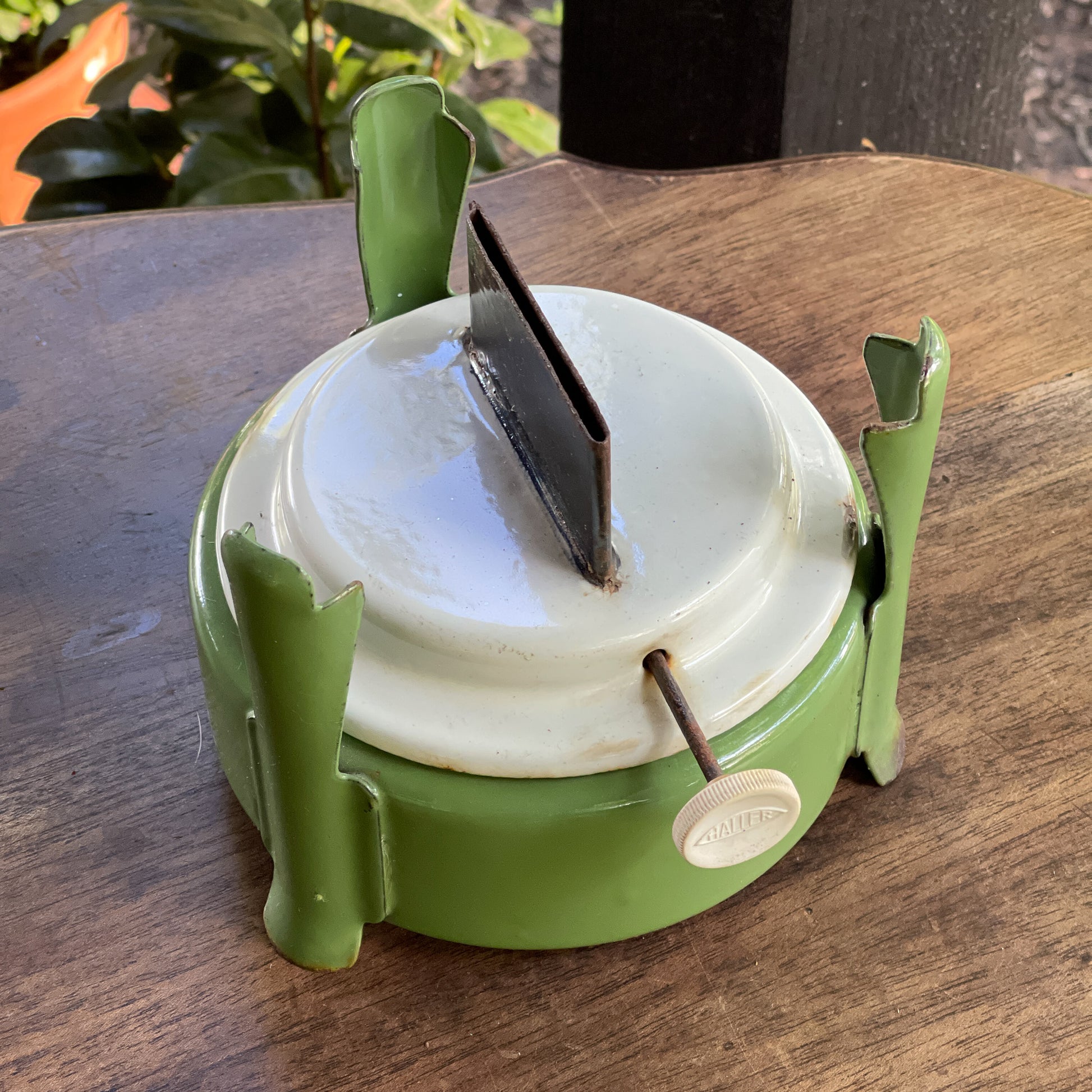 1 Pits Original Haller Petroleumstel The Collectionist