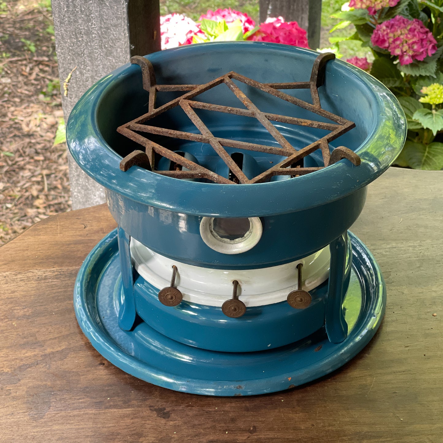 Blauwe 3 Pits Petroleumstel The Collectionist