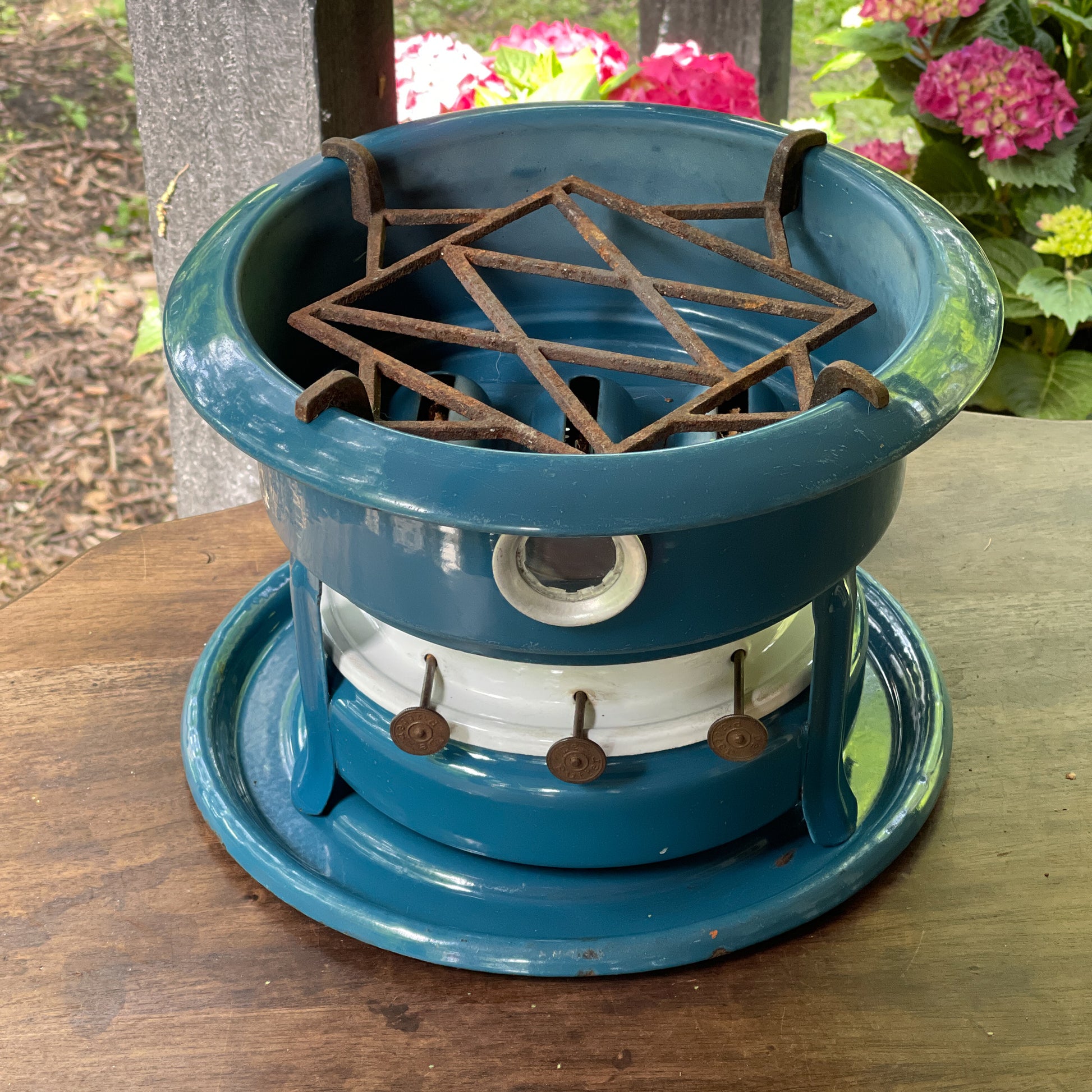 Blauwe 3 Pits Petroleumstel The Collectionist