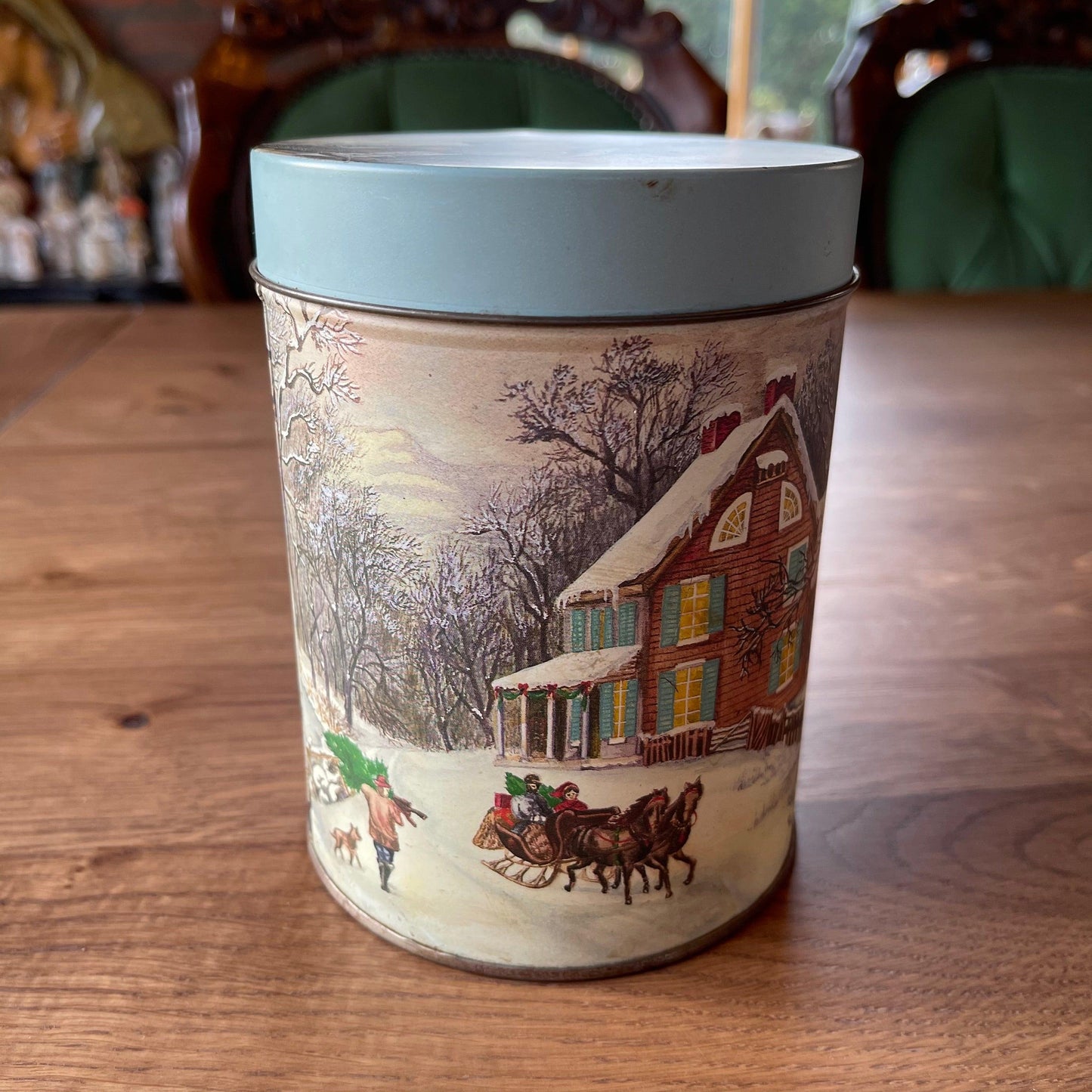 Blik met winters tafereel - Bamestra Curiosa