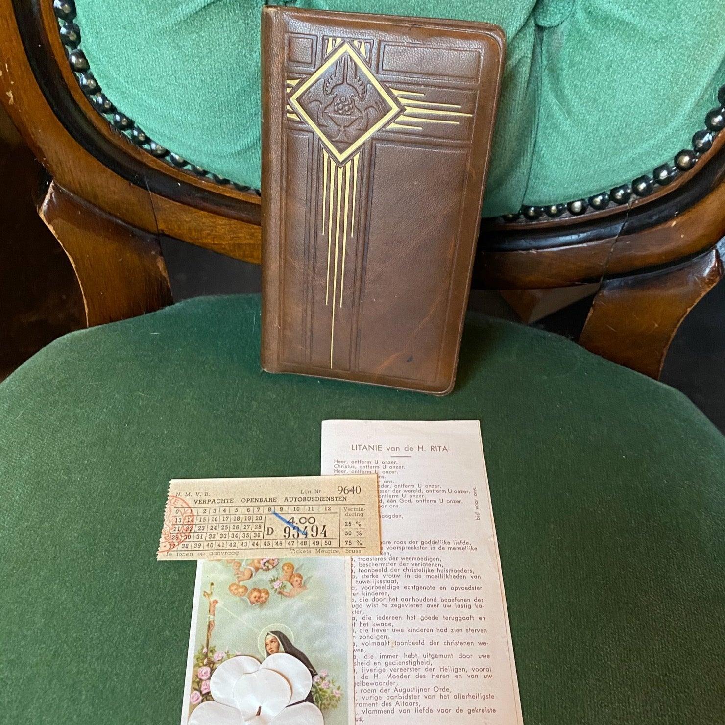 Communie en gebedenboek met leren kaft 1948 - Bamestra Curiosa