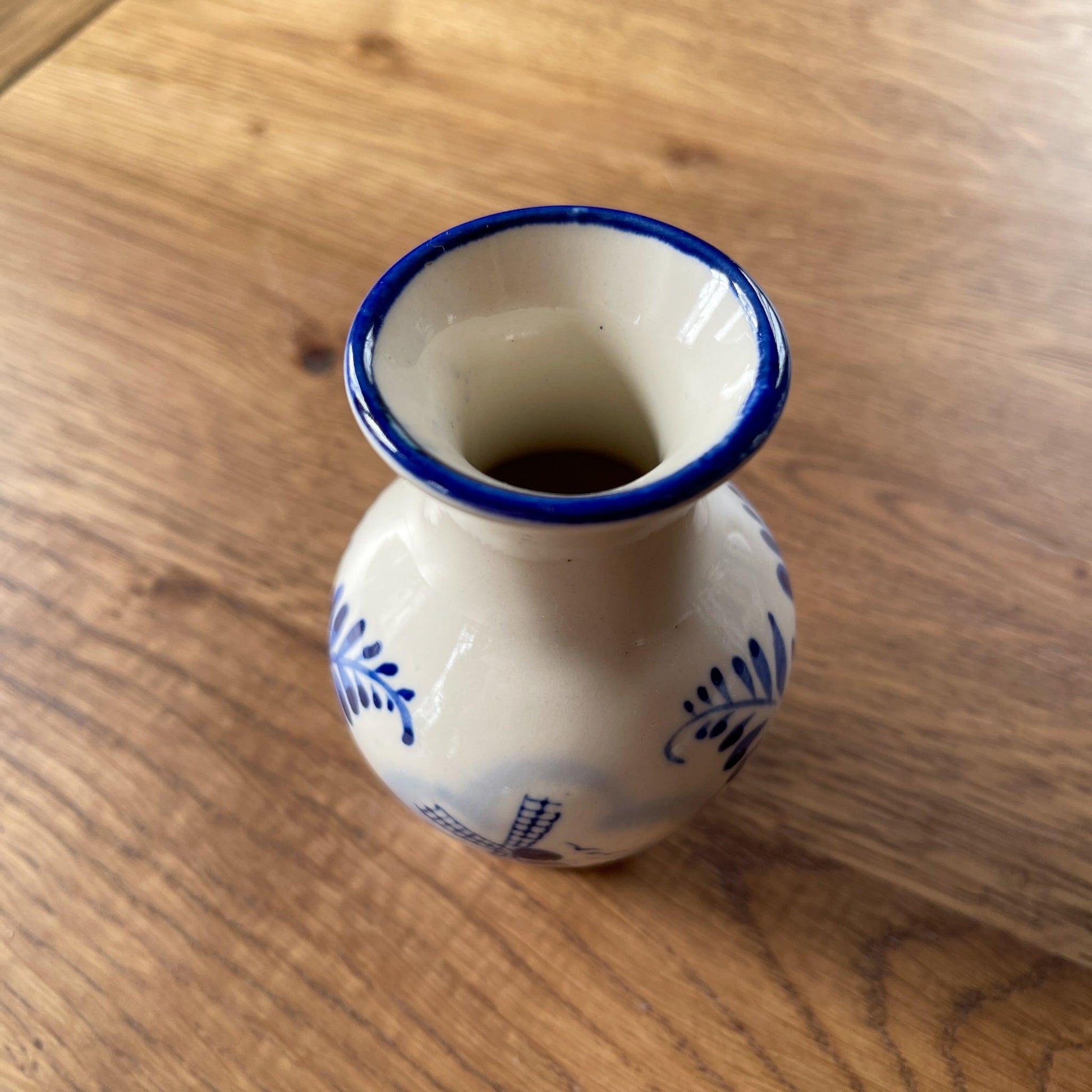 Delfts Blauw vaasje - Bamestra Curiosa