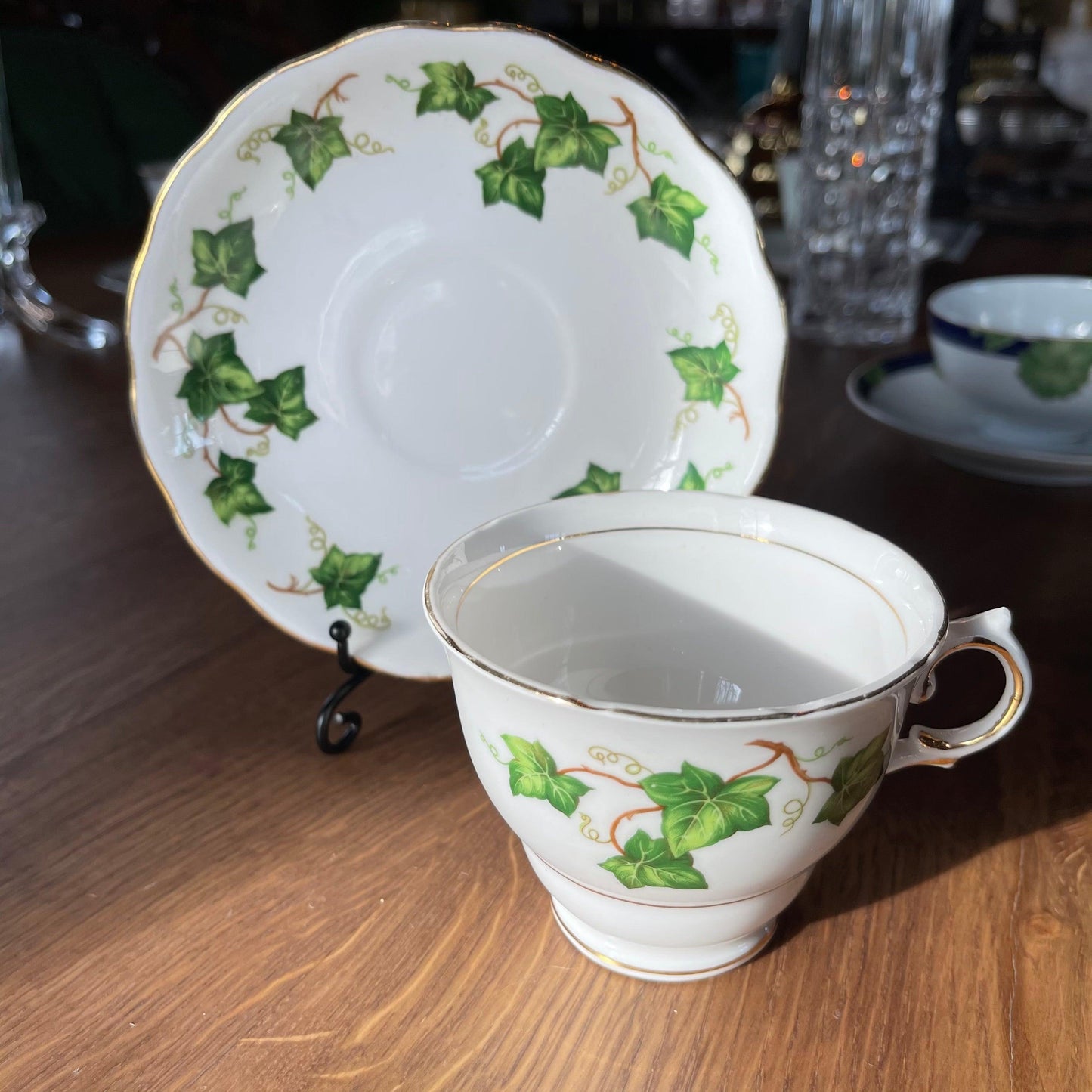 Engelse Colclough kop en schotel - Bamestra Curiosa