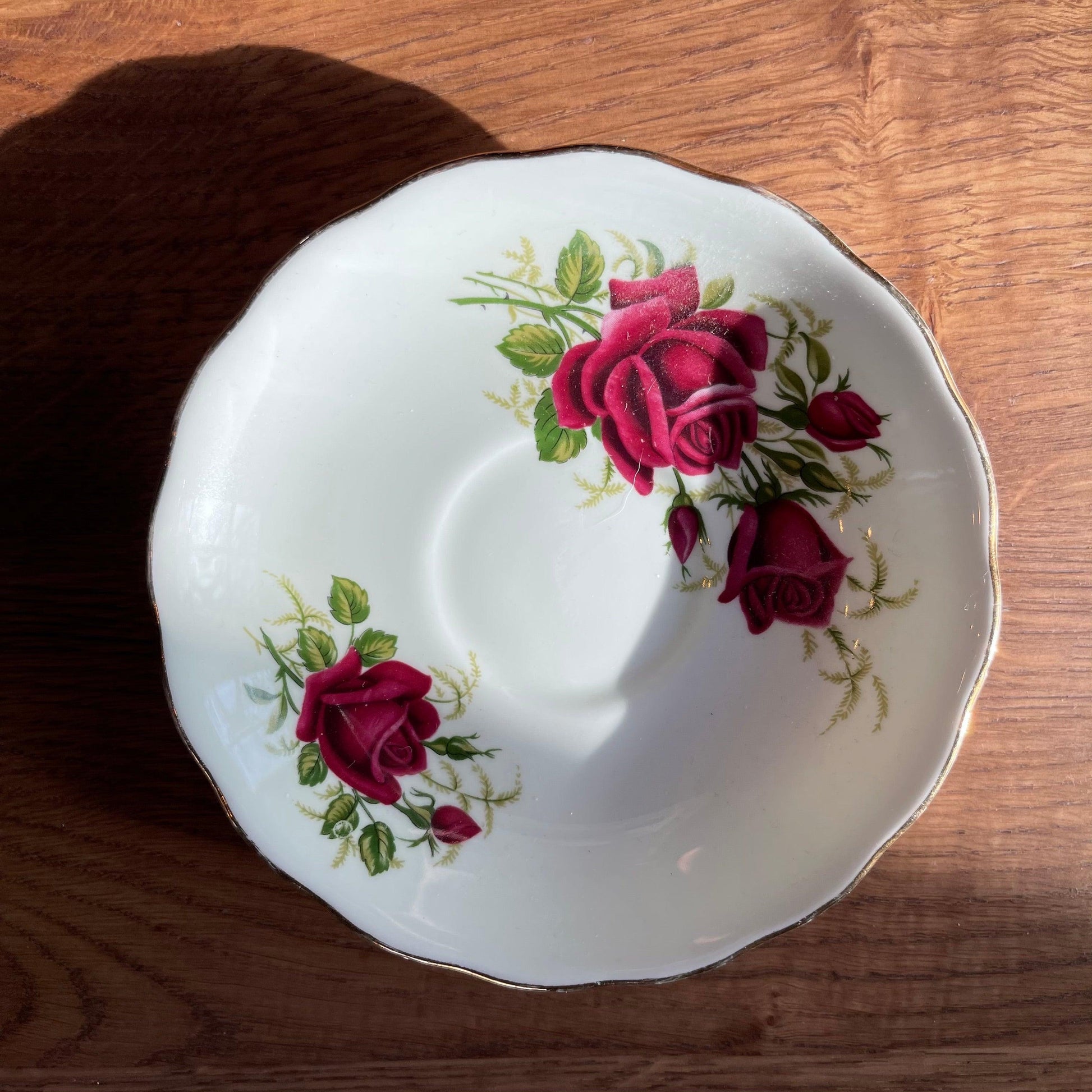 Engelse Colclough rozen kop en schotel - Bamestra Curiosa